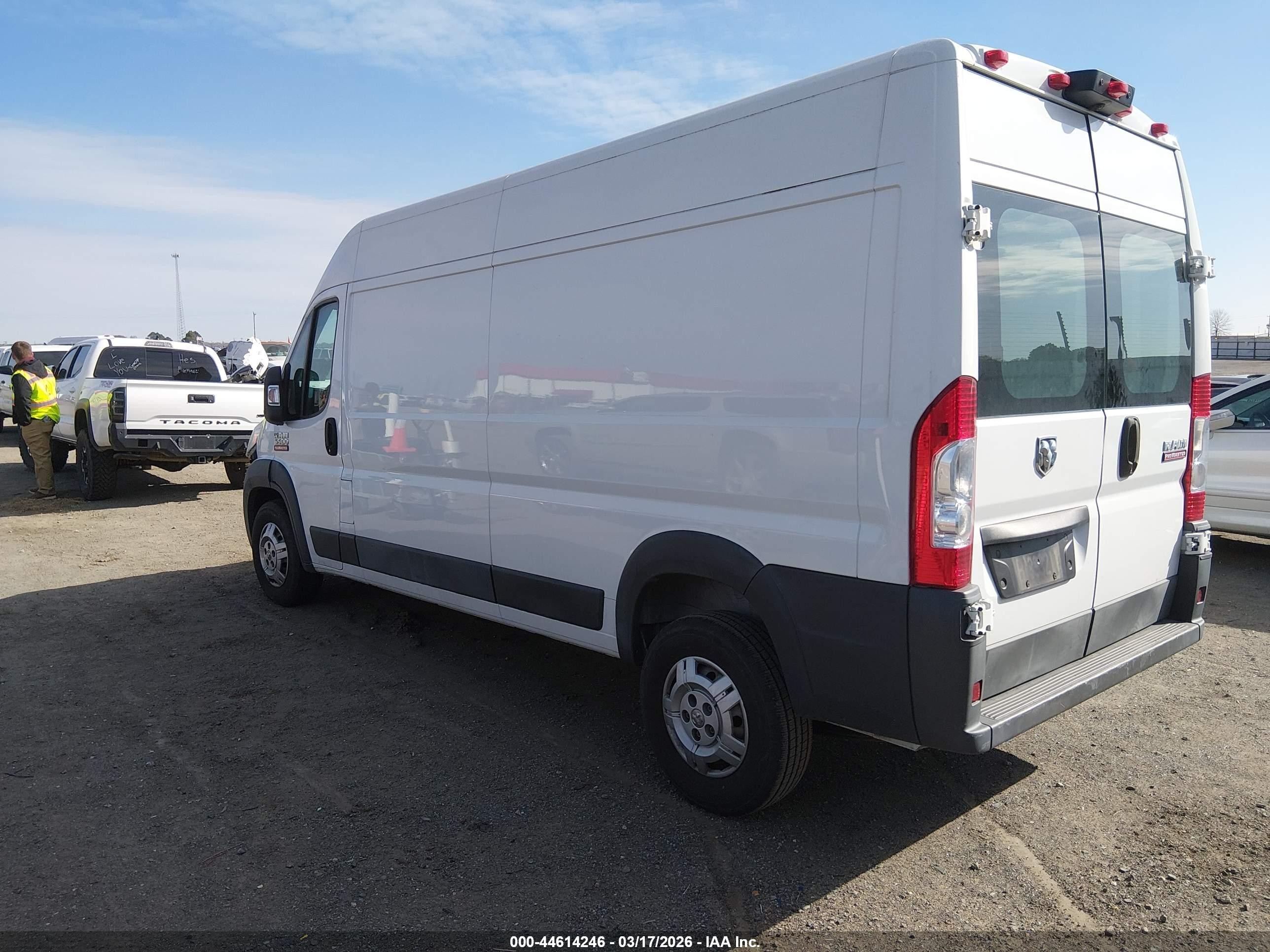 2014 Ram Promaster 3500 High Roof Белый vin: 3C6URVHGXEE119895