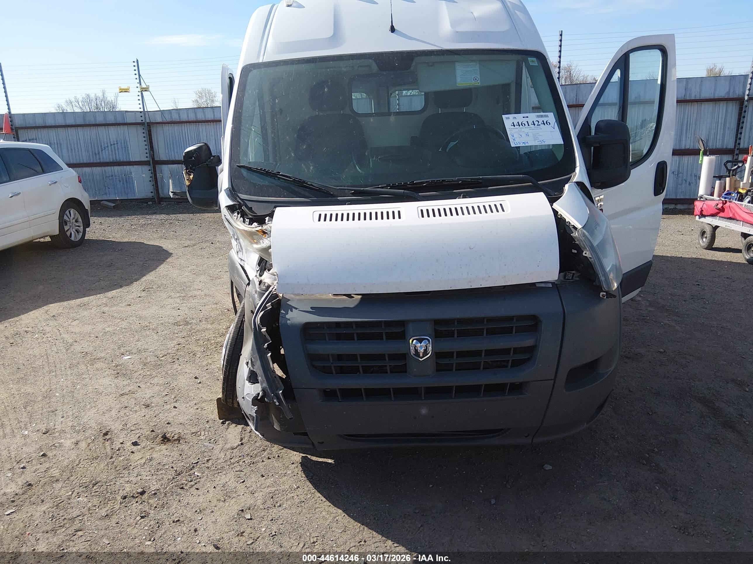 2014 Ram Promaster 3500 High Roof Белый vin: 3C6URVHGXEE119895