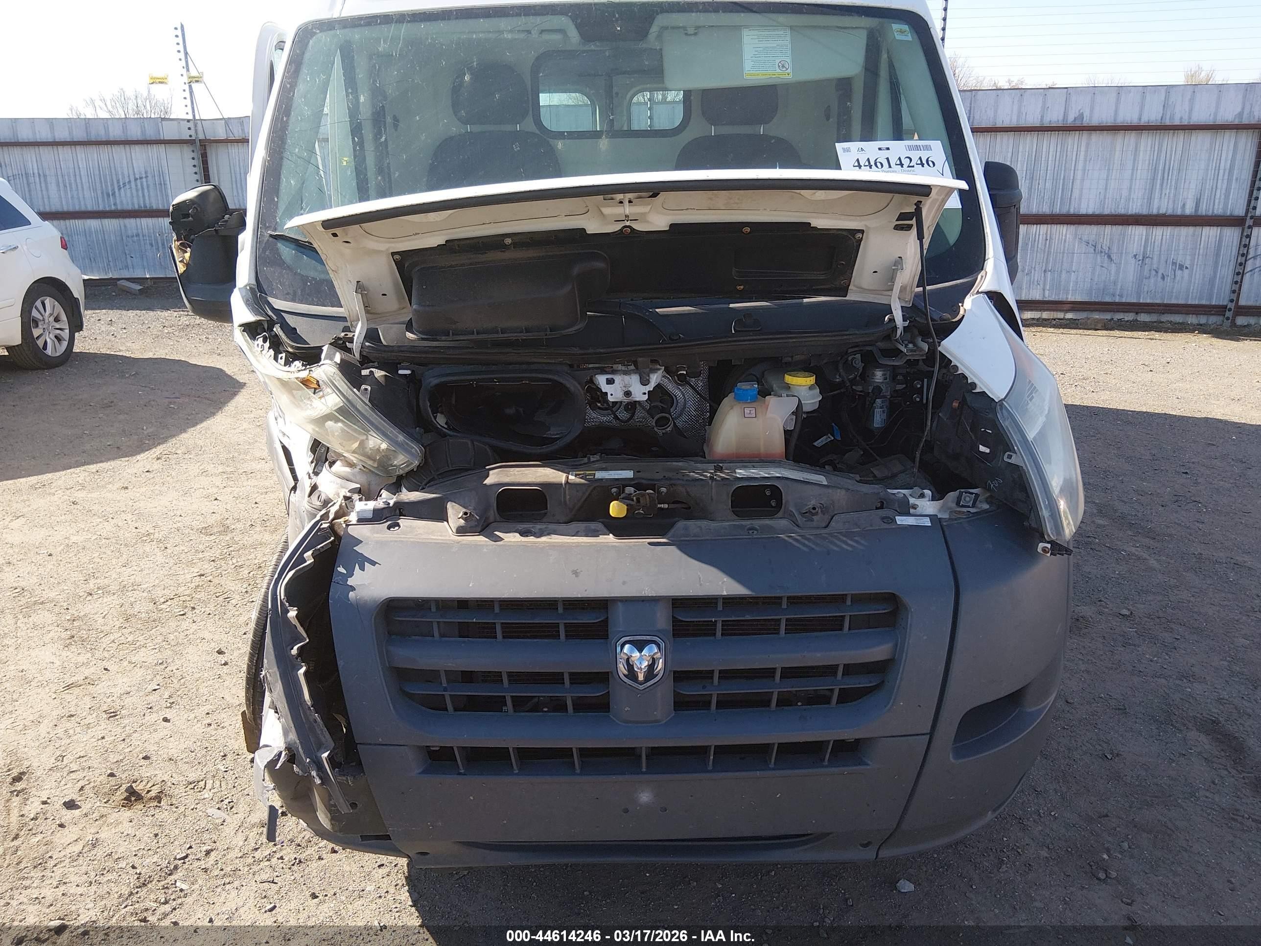 2014 Ram Promaster 3500 High Roof Белый vin: 3C6URVHGXEE119895