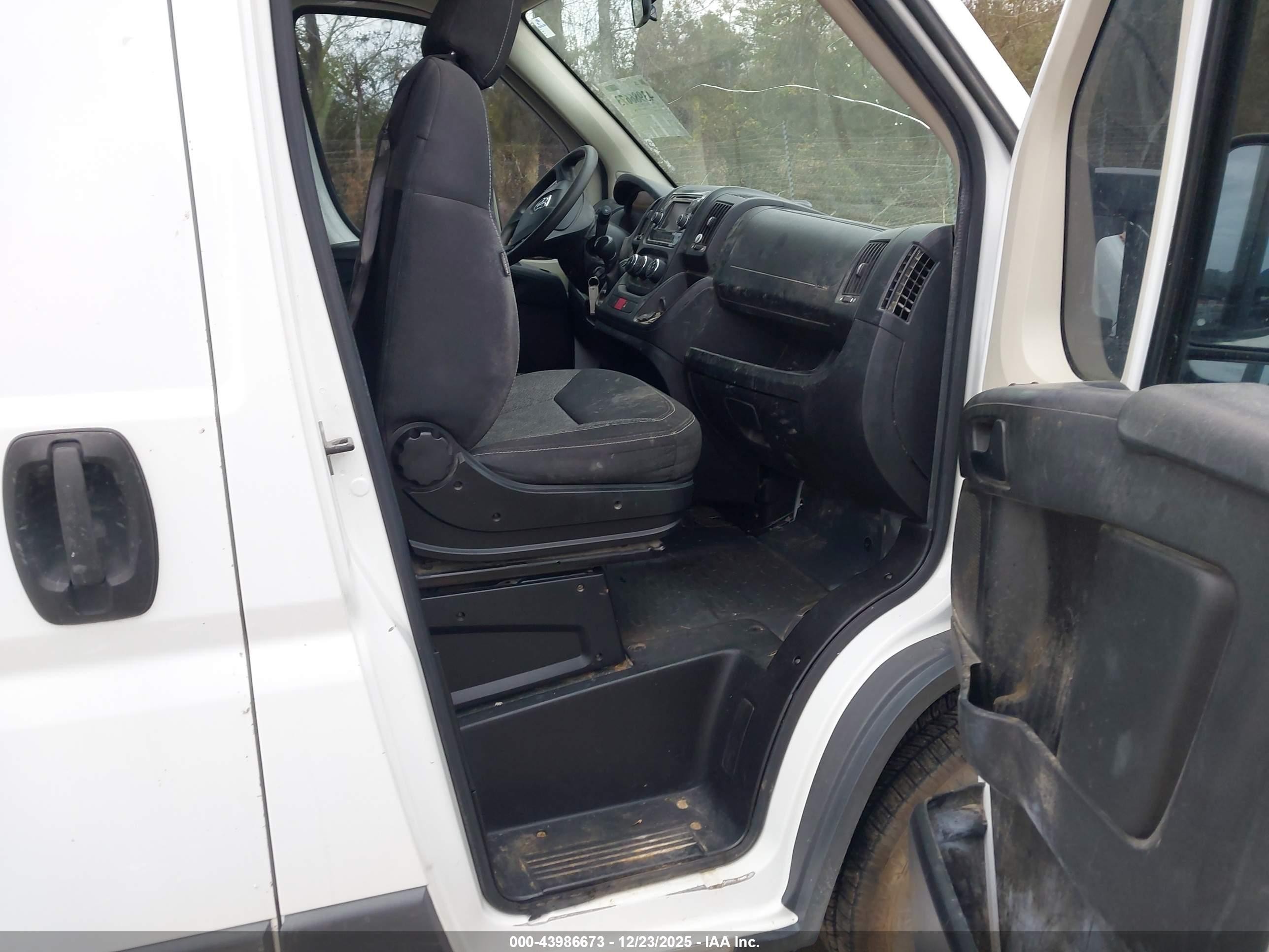2015 Ram Promaster 3500 High Roof White vin: 3C6URVJD2FE500383