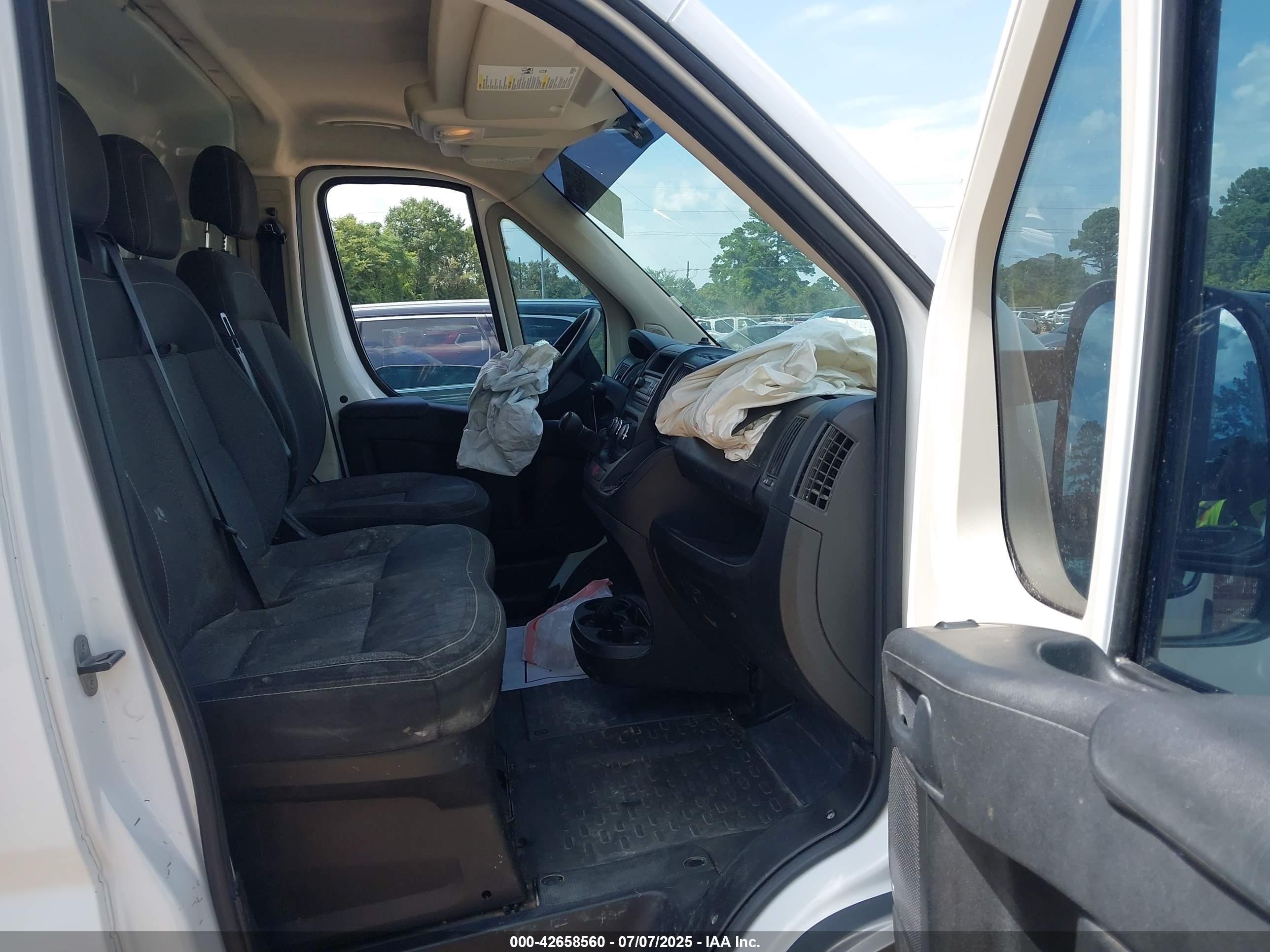 2015 Ram Promaster 3500 High Roof White vin: 3C6URVJD4FE511305