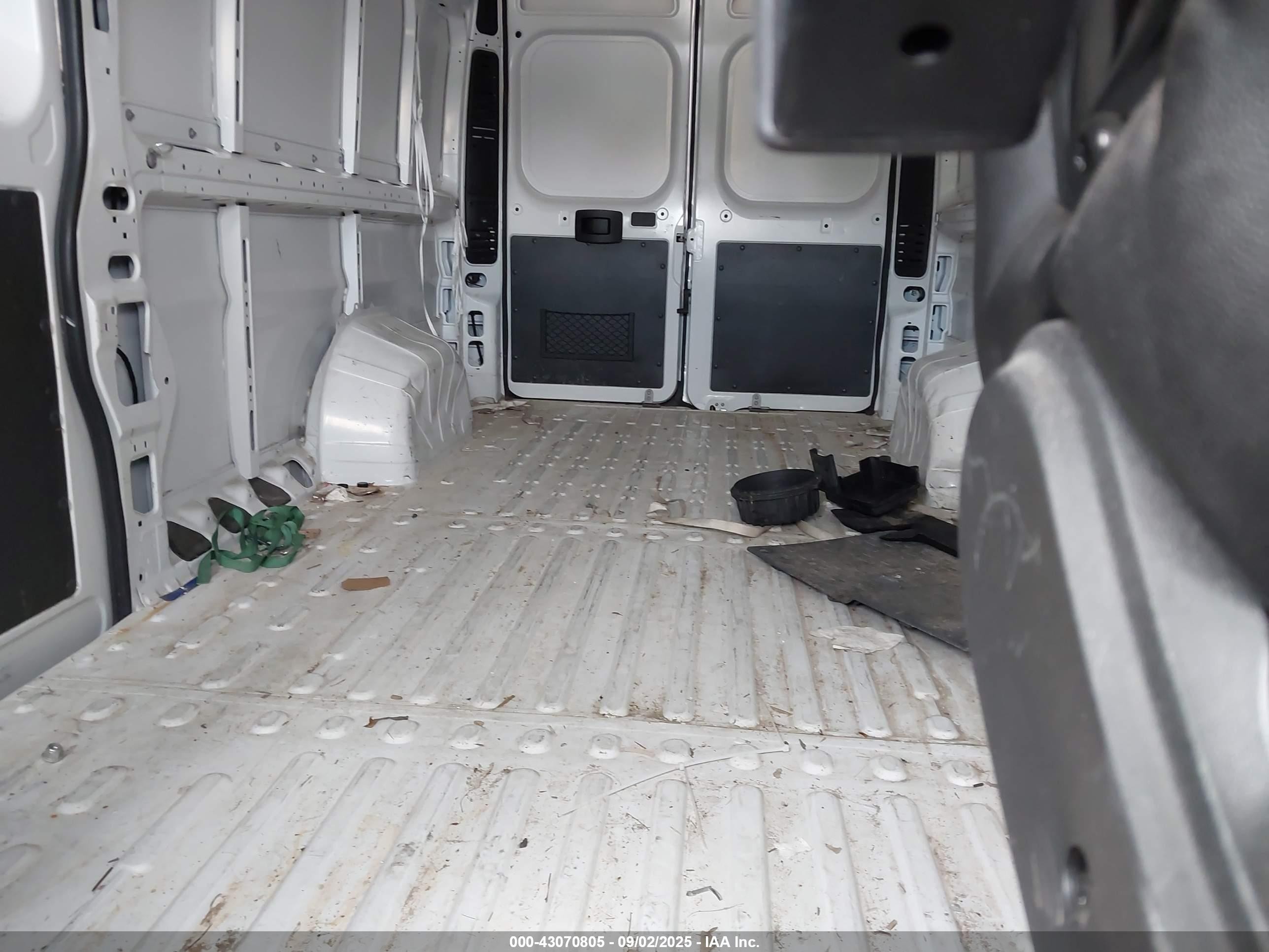 2015 Ram Promaster 3500 High Roof White vin: 3C6URVJDXFE513477