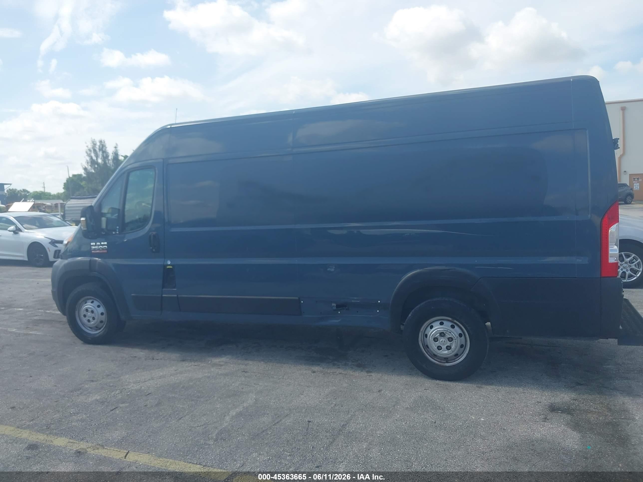 2020 Ram Promaster 3500 Cargo Van High Roof 159 Wb Ext Gray vin: 3C6URVJG2LE107036