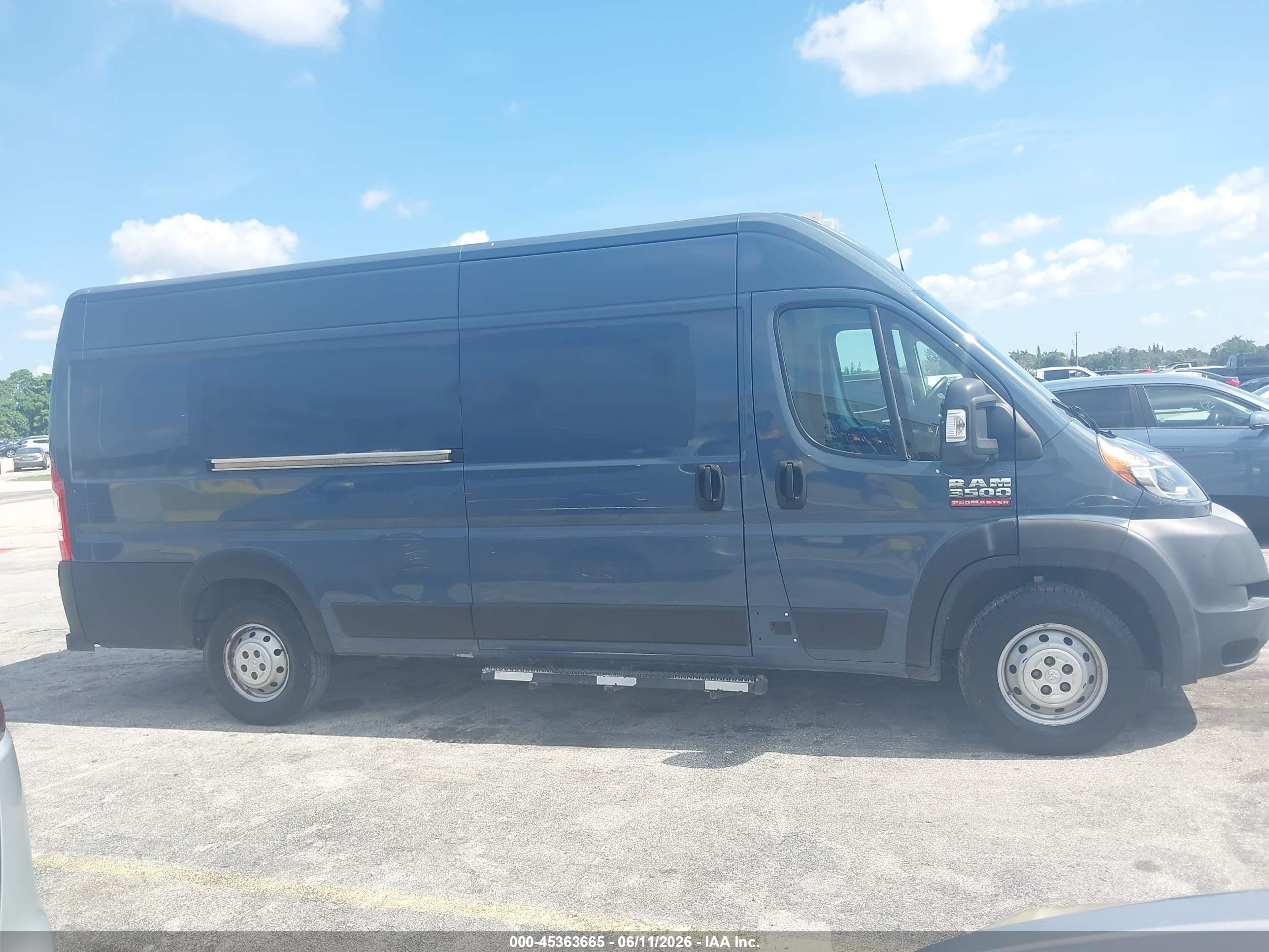 2020 Ram Promaster 3500 Cargo Van High Roof 159 Wb Ext Gray vin: 3C6URVJG2LE107036