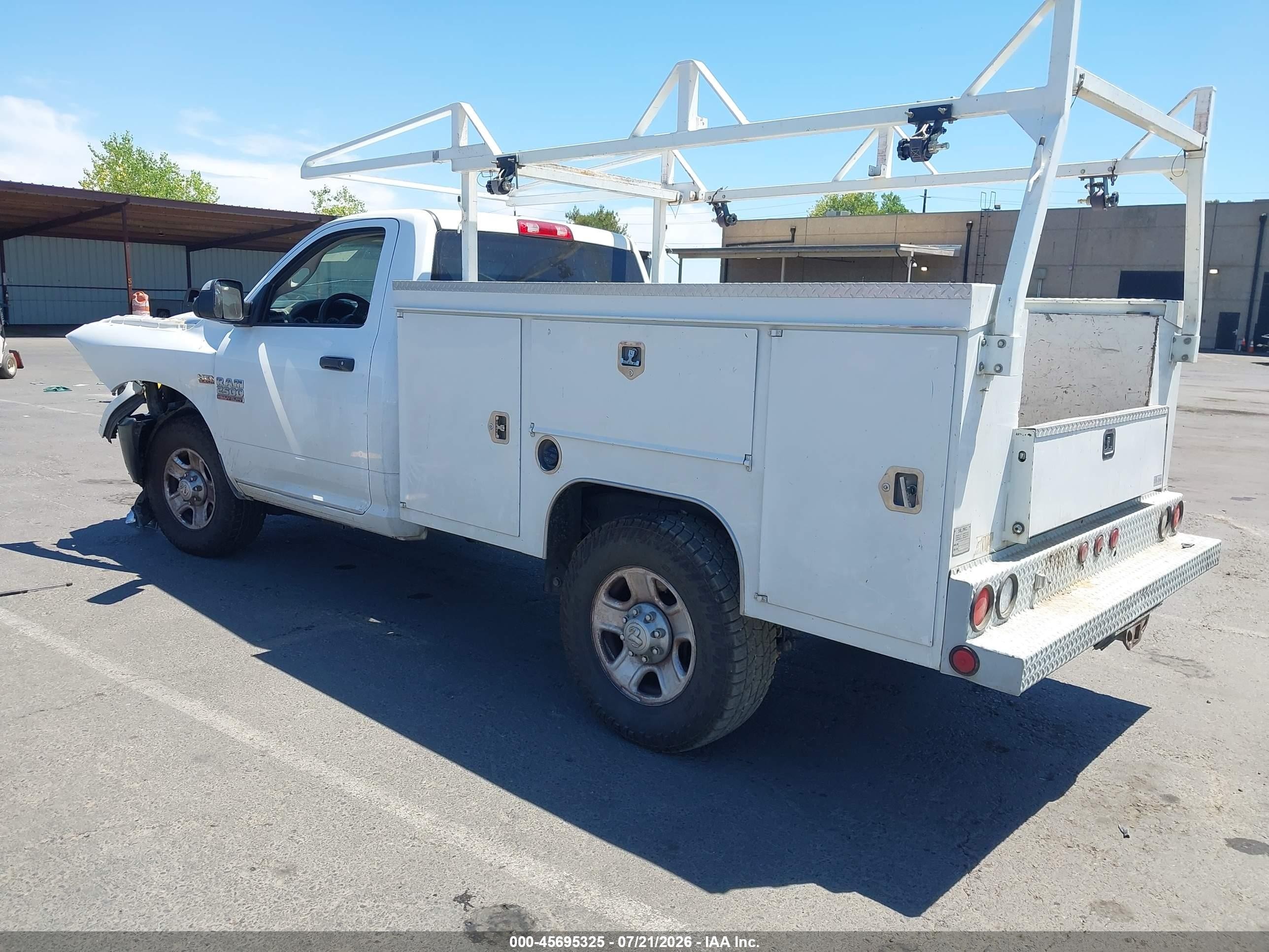 2014 Ram 2500 Tradesman White vin: 3C7WR4AJXEG184738