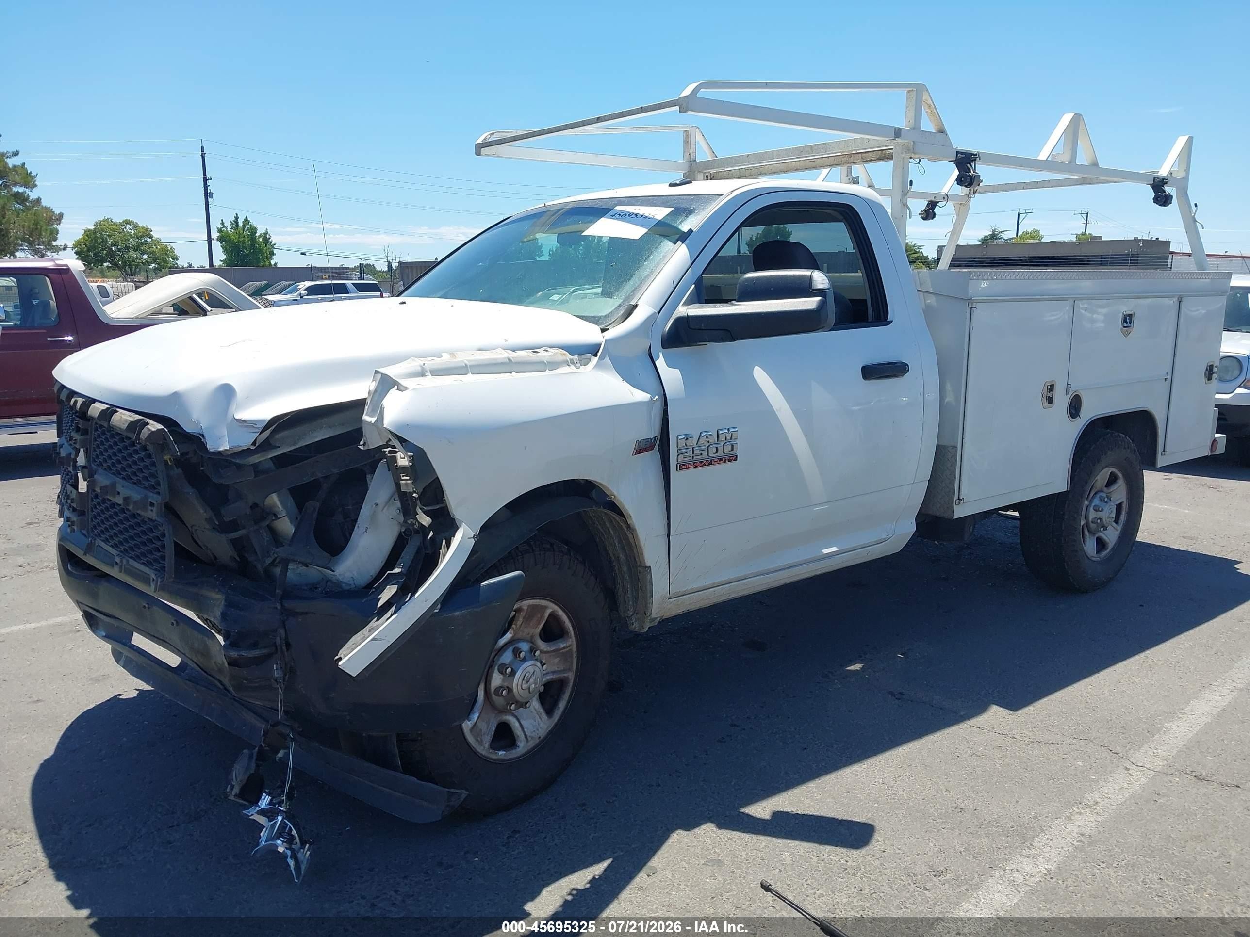 2014 Ram 2500 Tradesman White vin: 3C7WR4AJXEG184738