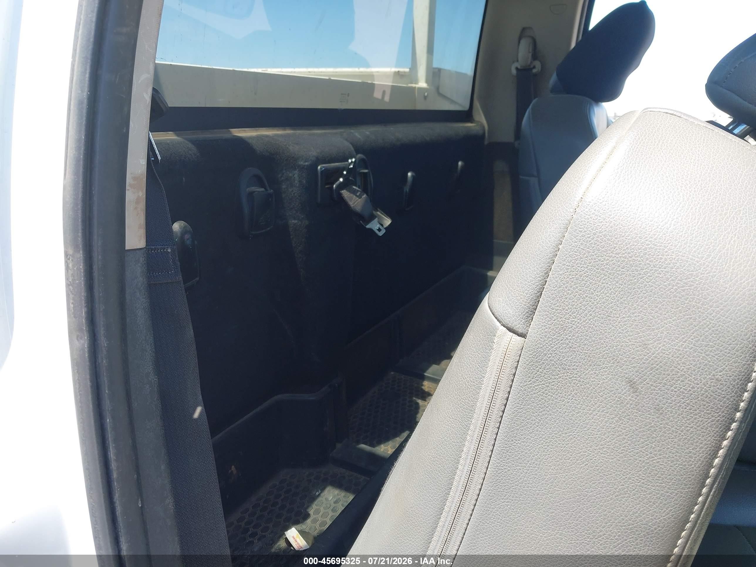 2014 Ram 2500 Tradesman White vin: 3C7WR4AJXEG184738