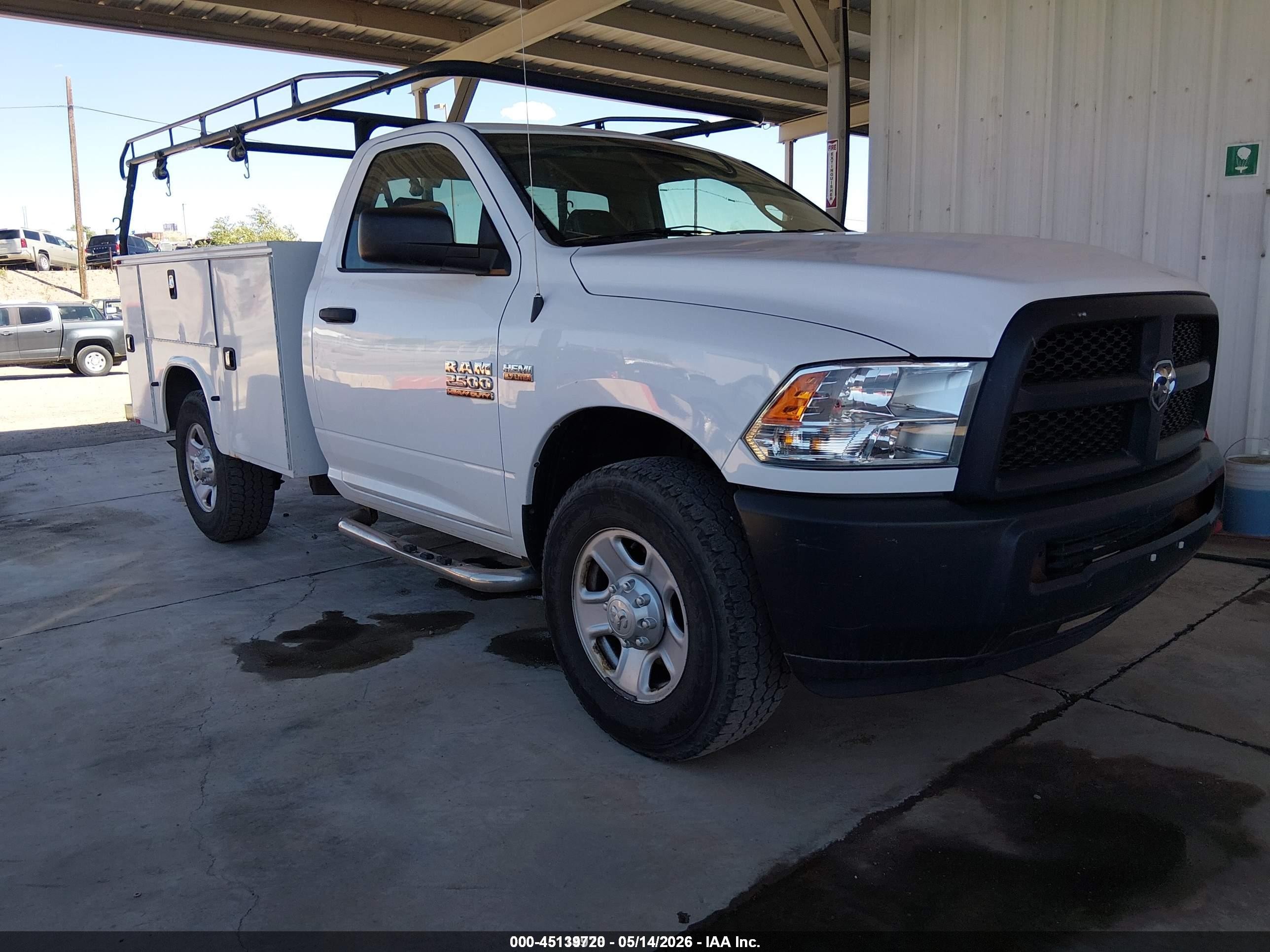 2015 Ram 2500 Tradesman White vin: 3C7WR4AT6FG704842