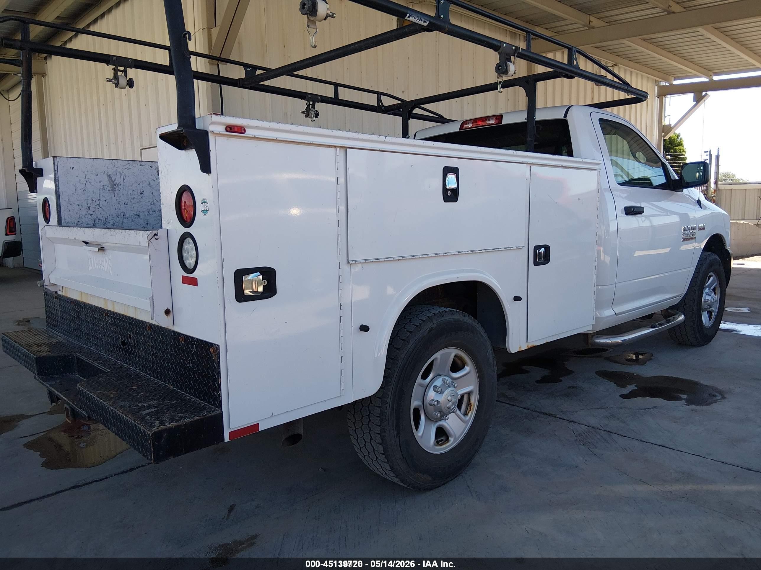 2015 Ram 2500 Tradesman White vin: 3C7WR4AT6FG704842