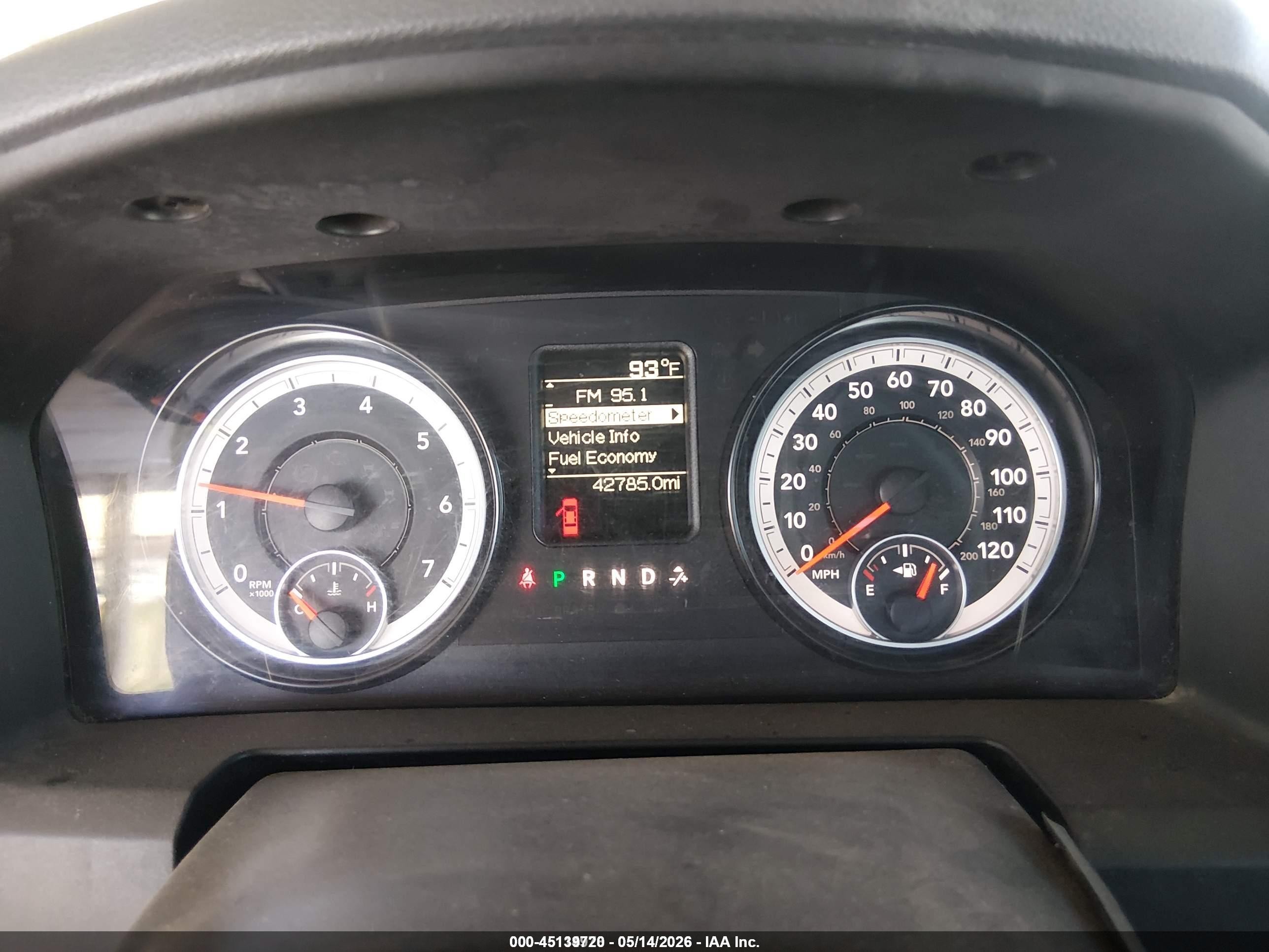 2015 Ram 2500 Tradesman White vin: 3C7WR4AT6FG704842