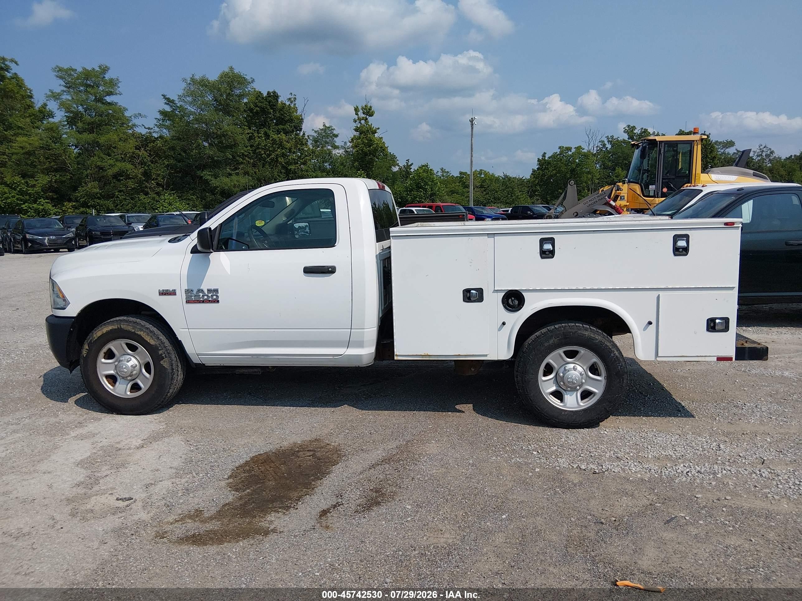 2015 Ram 2500 Tradesman White vin: 3C7WR4AT9FG704818