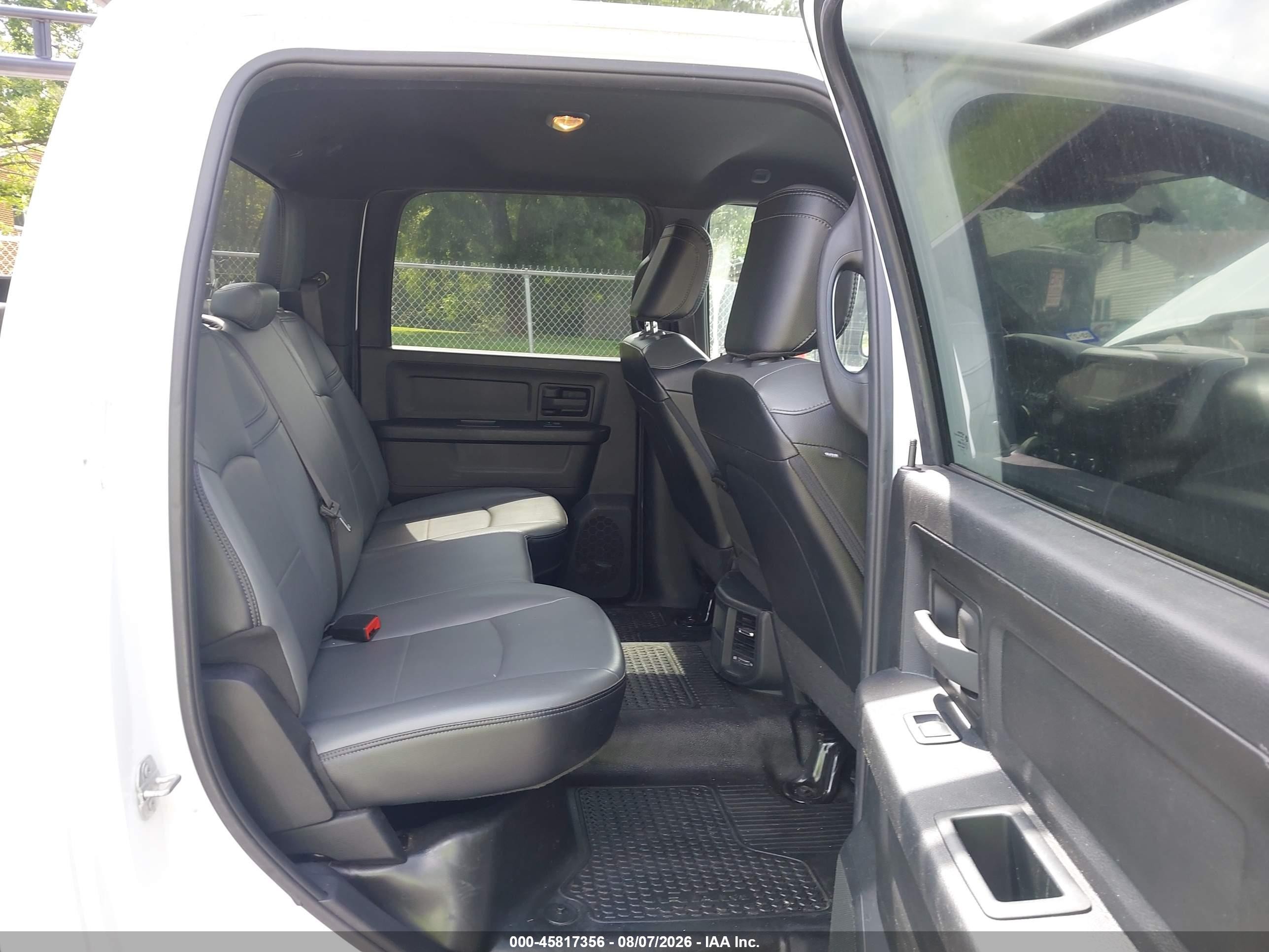 2022 Ram 2500 Tradesman  4x2 8' Box Белый vin: 3C7WR4HJ4NG142684