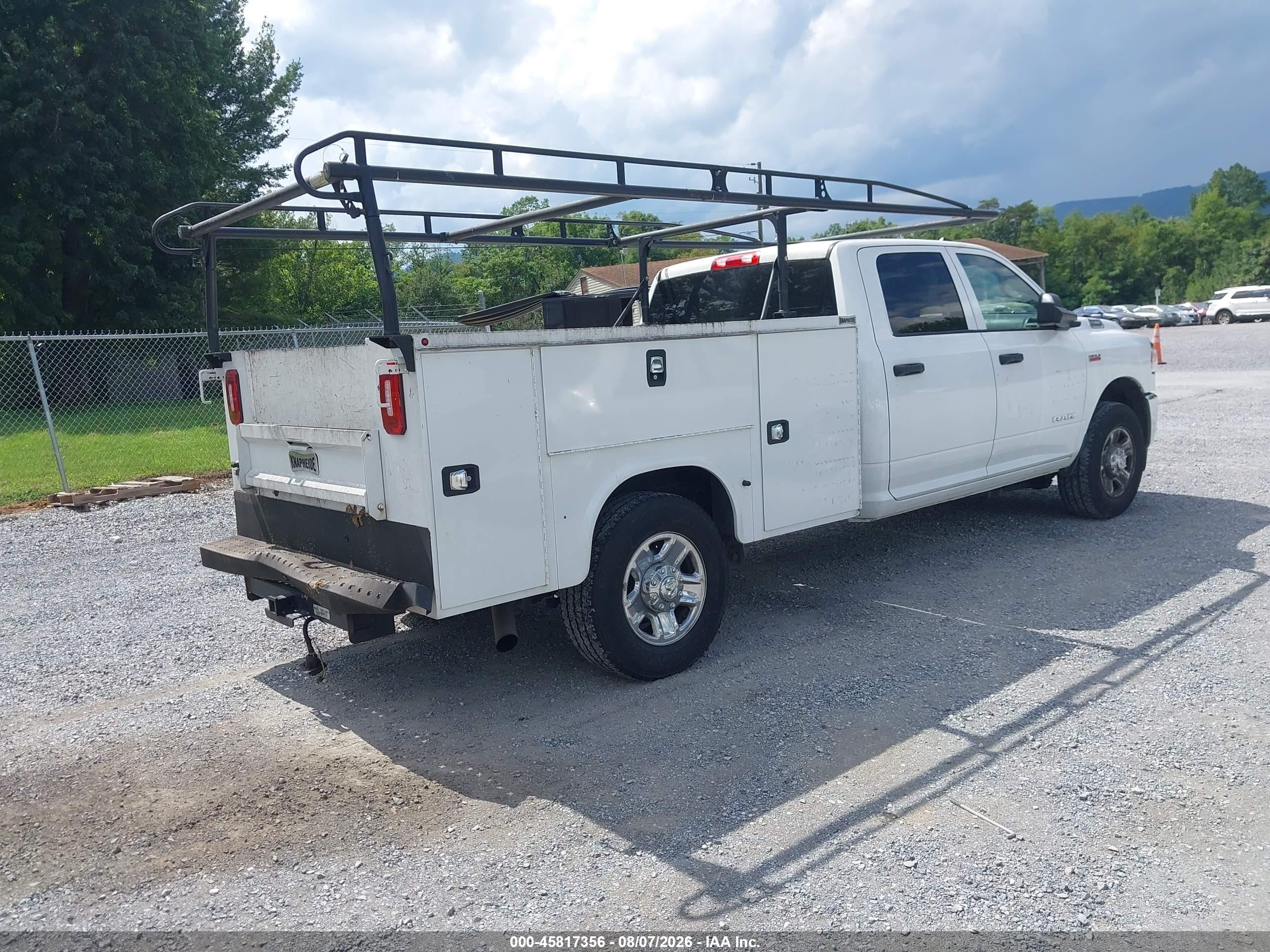 2022 Ram 2500 Tradesman  4x2 8' Box Белый vin: 3C7WR4HJ4NG142684