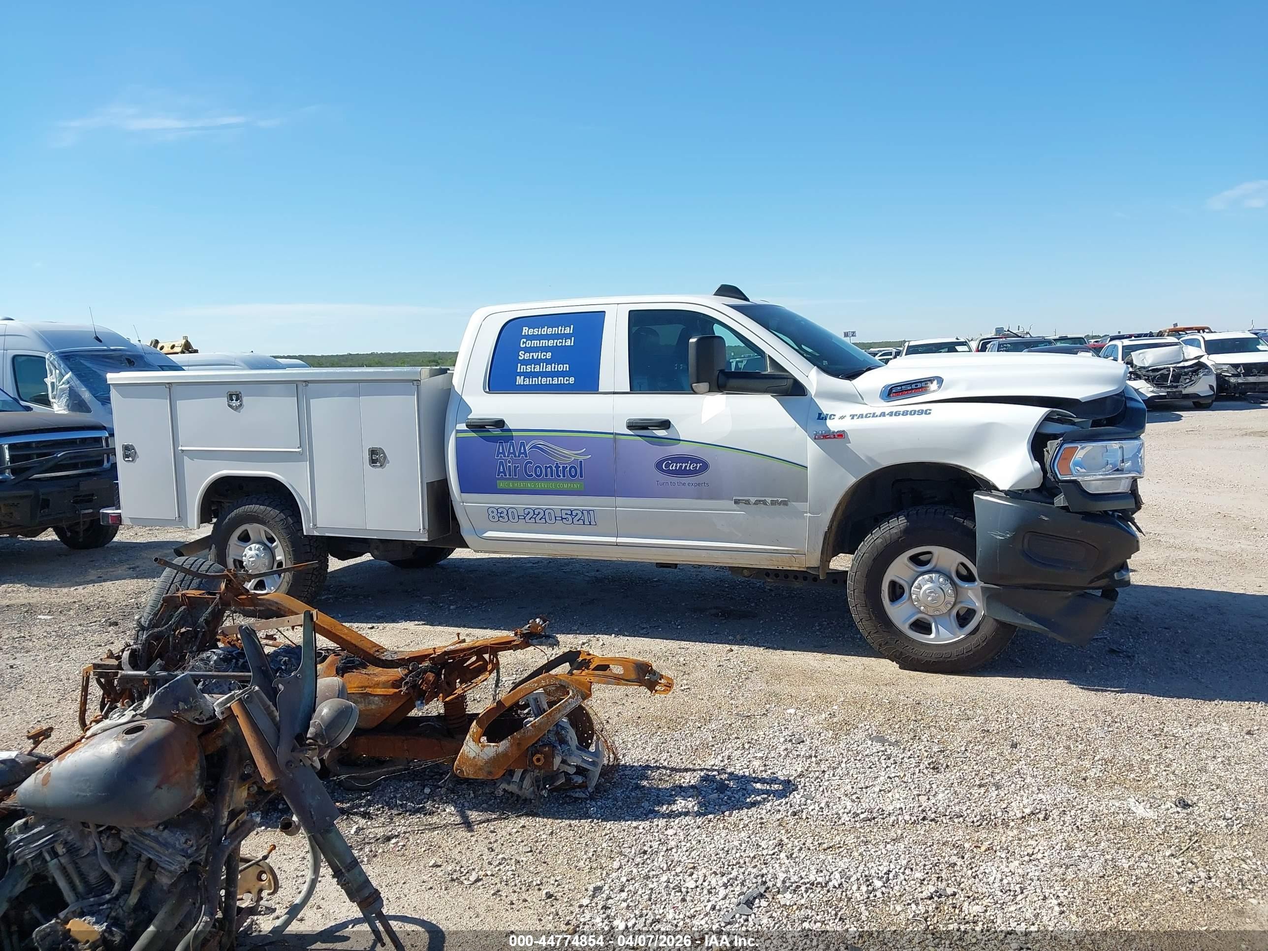 2022 Ram 2500 Tradesman  4x4 8' Box White vin: 3C7WR5HJ3NG198010