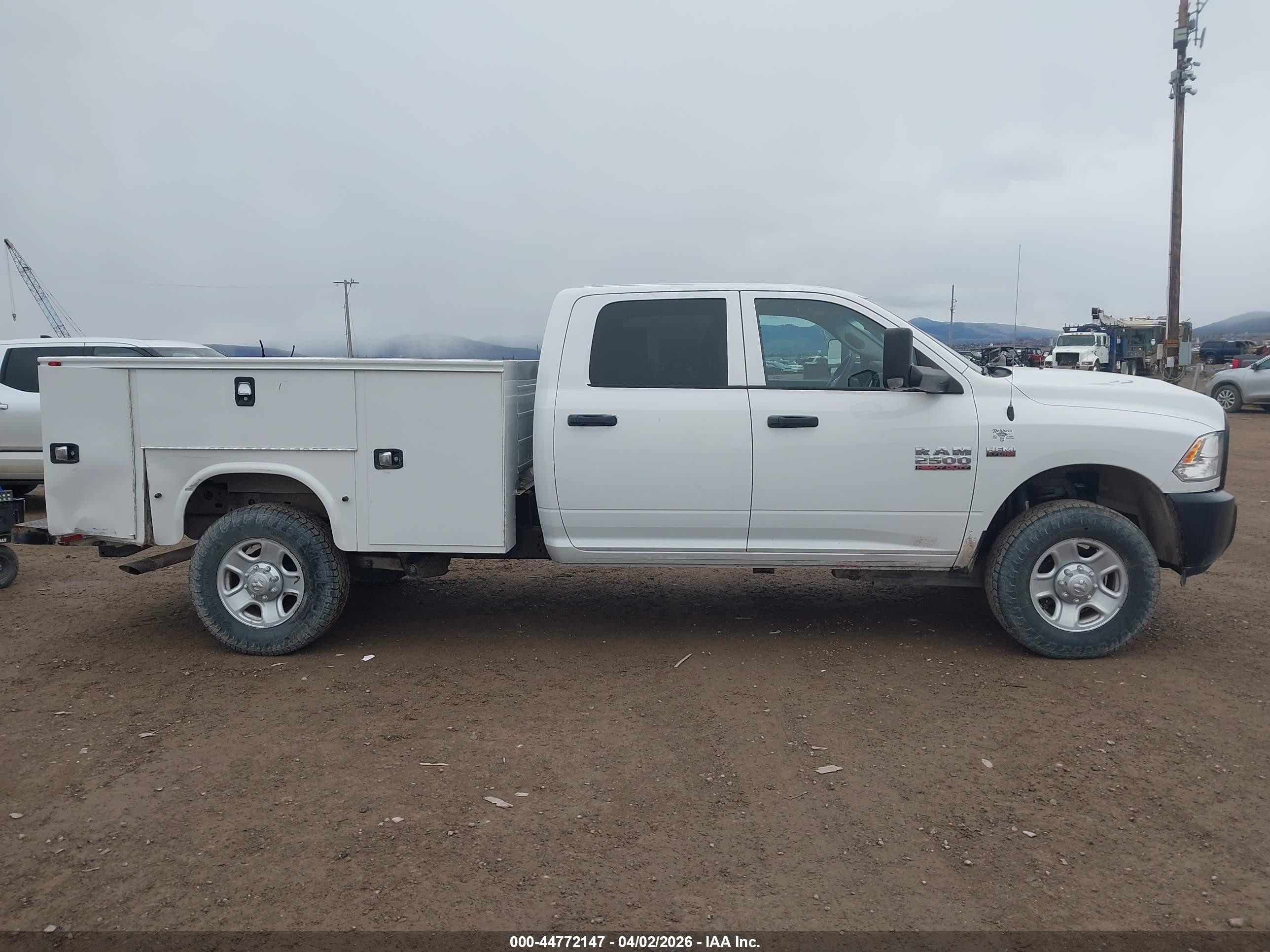 2015 Ram 2500 Tradesman White vin: 3C7WR5HT6FG659400