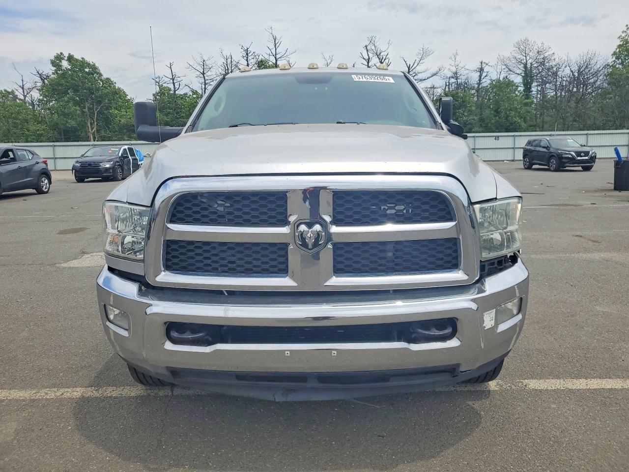 2015 Ram 3500 Silver vin: 3C7WRTCL9FG592898