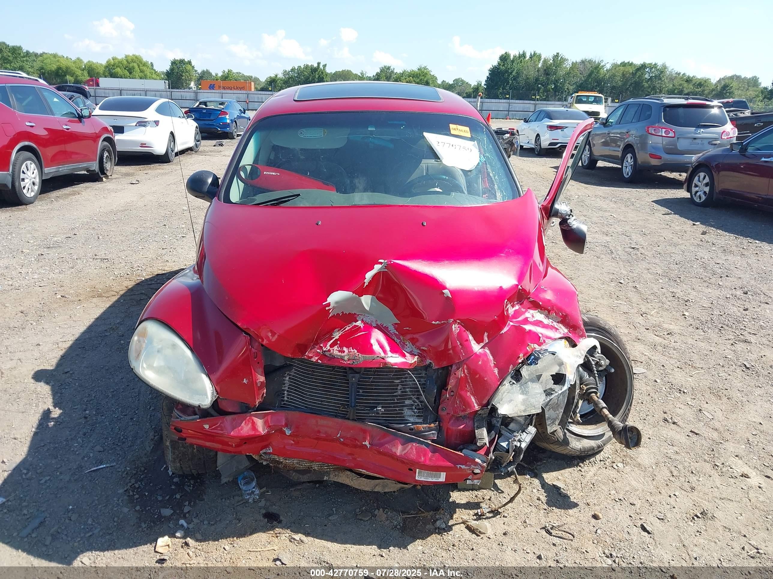 2001 Chrysler Pt Cruiser   Red vin: 3C8FY4BB01T671664