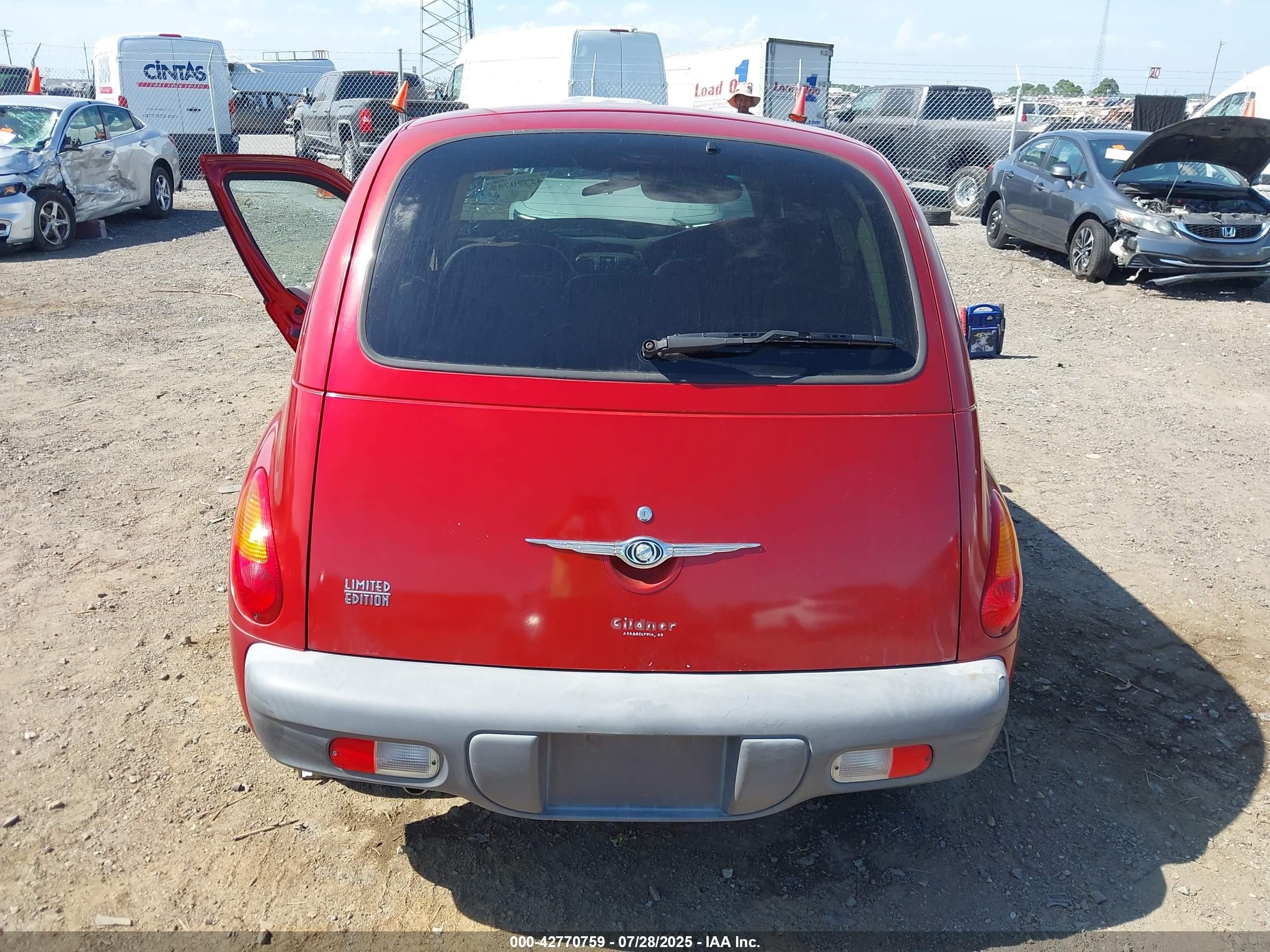 2001 Chrysler Pt Cruiser   Red vin: 3C8FY4BB01T671664