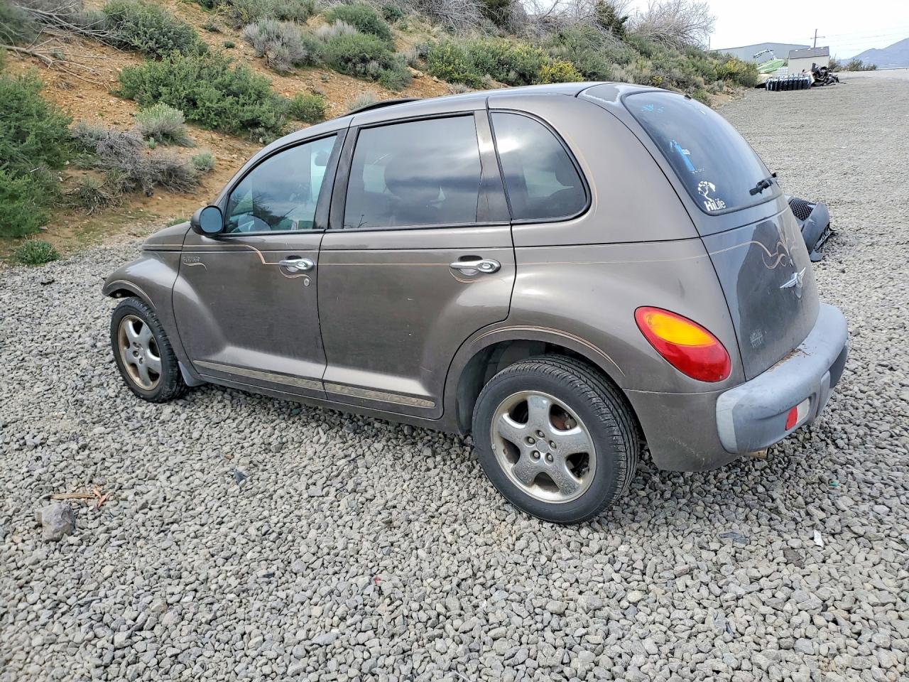 2001 Chrysler Pt Cruiser Gold vin: 3C8FY4BB41T525879