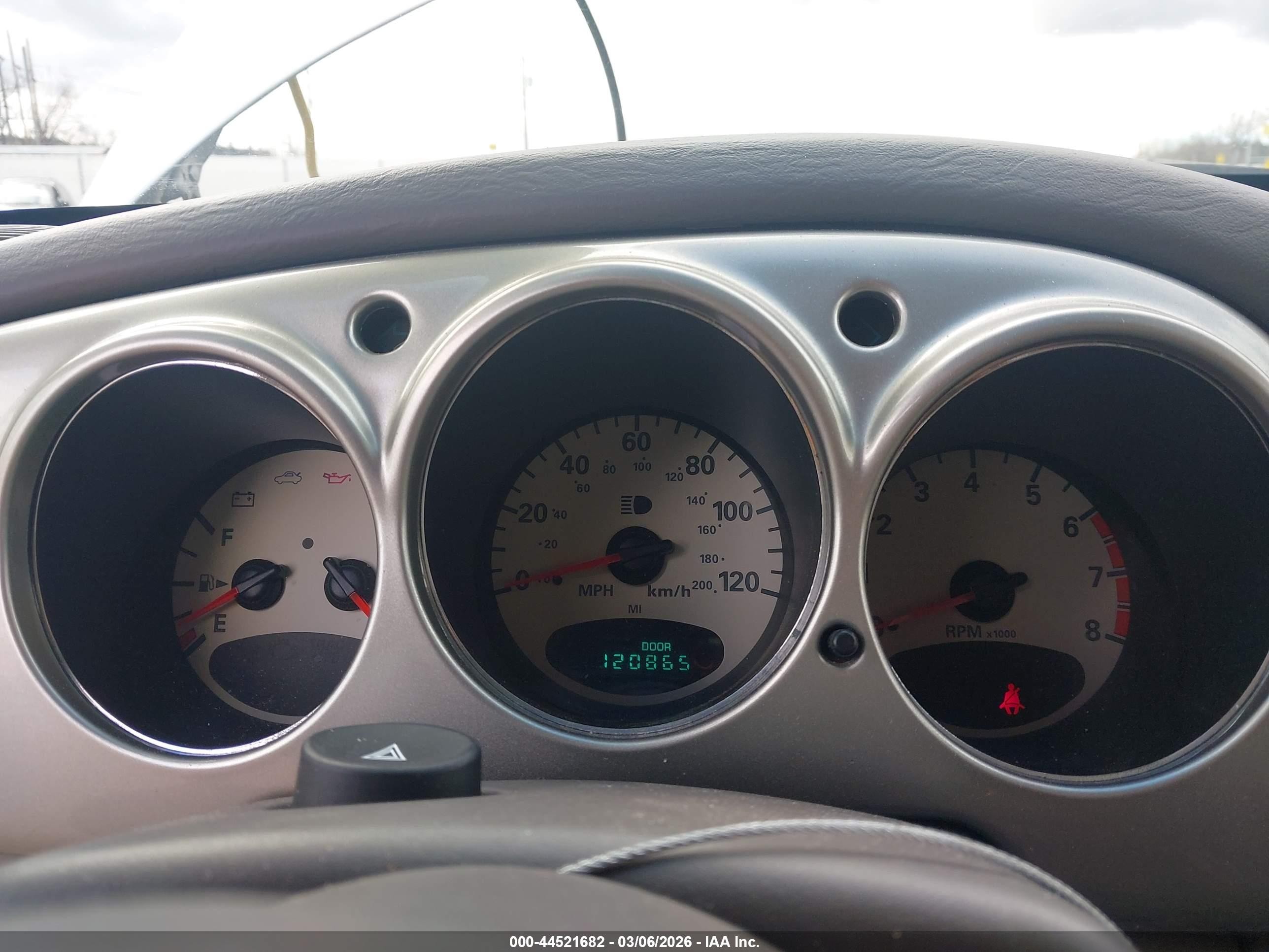 2001 Chrysler Pt Cruiser   Silver vin: 3C8FY4BB71T591732