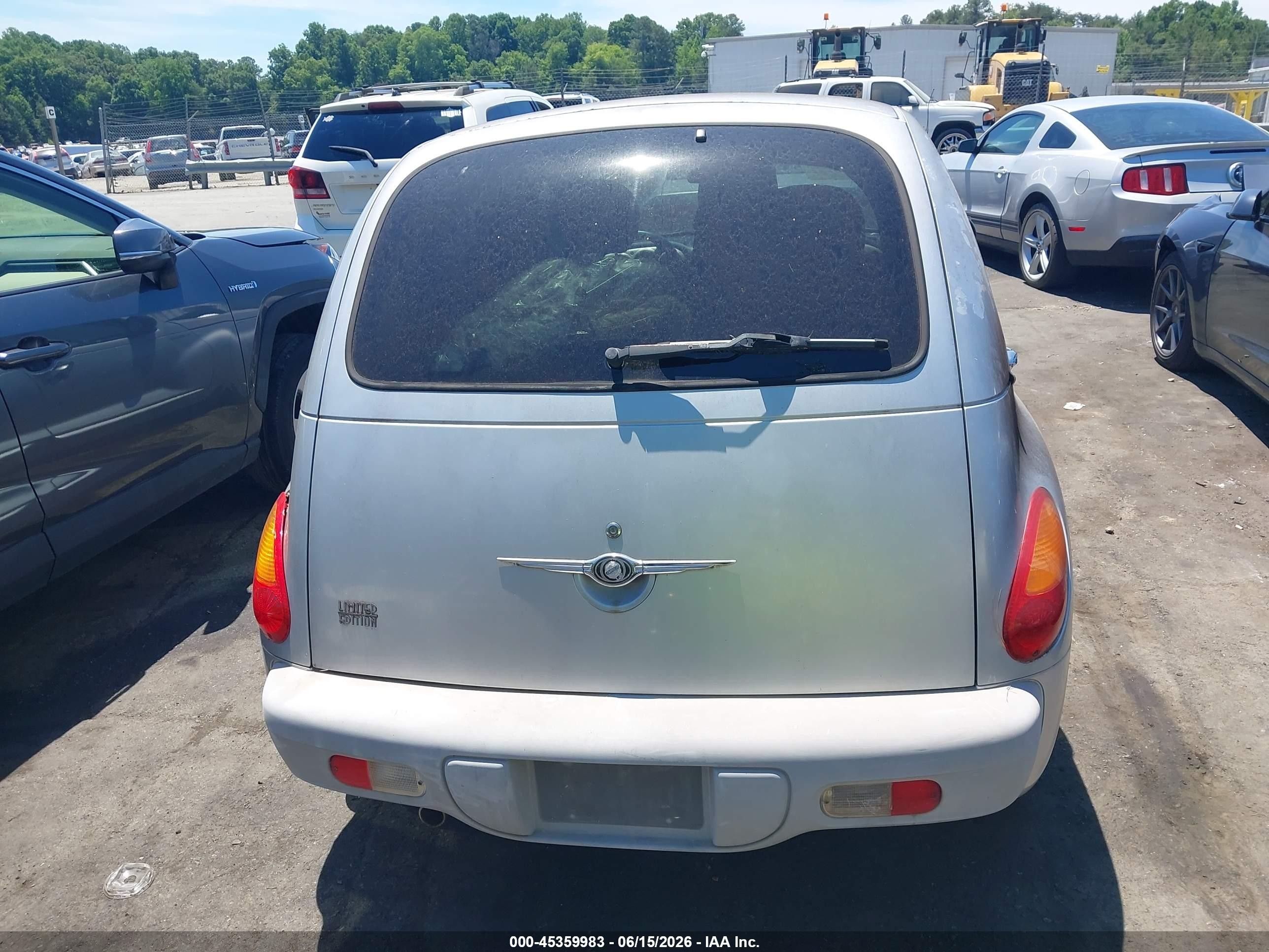 2001 Chrysler Pt Cruiser   Silver vin: 3C8FY4BBX1T584158