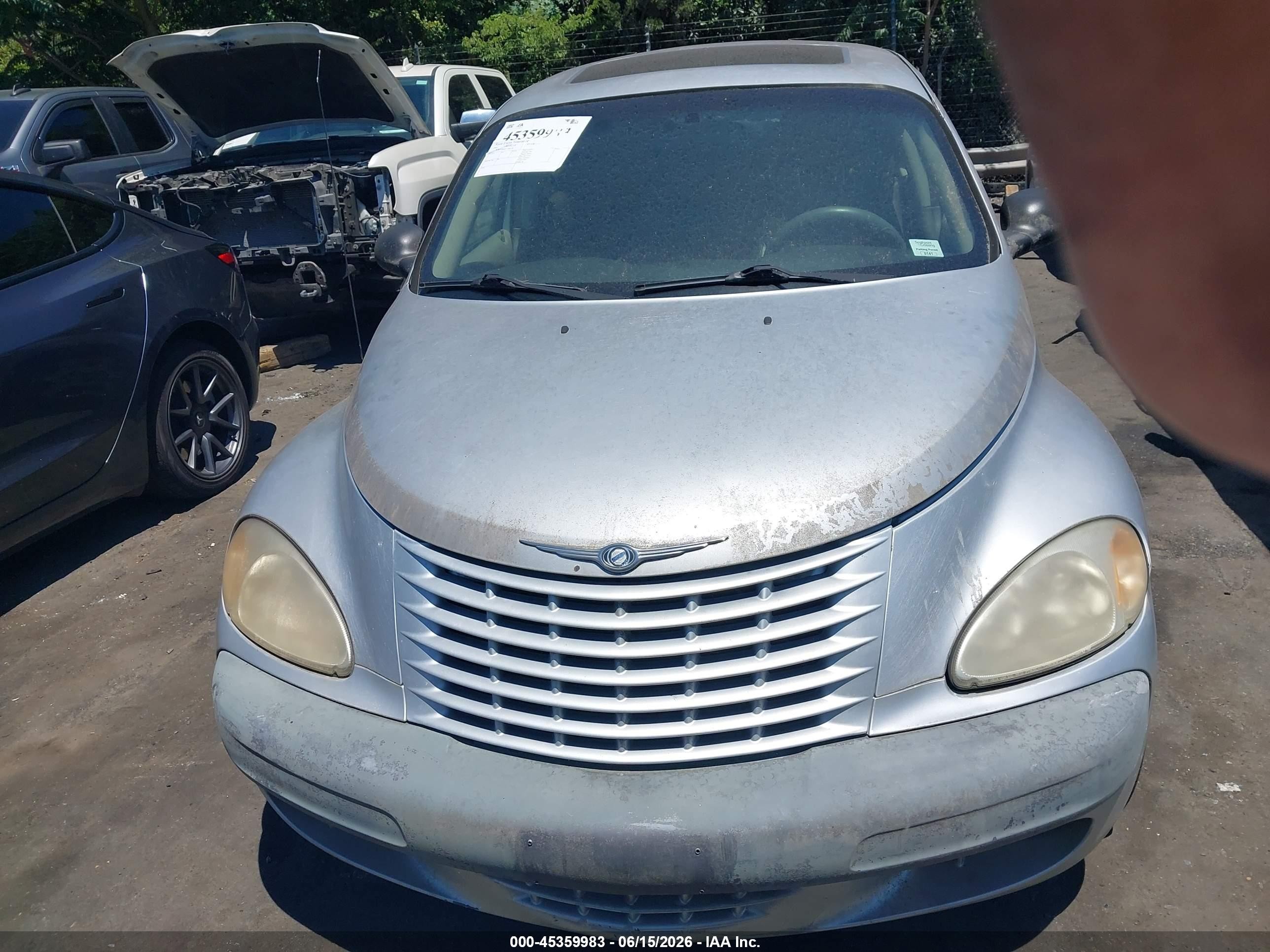 2001 Chrysler Pt Cruiser   Silver vin: 3C8FY4BBX1T584158