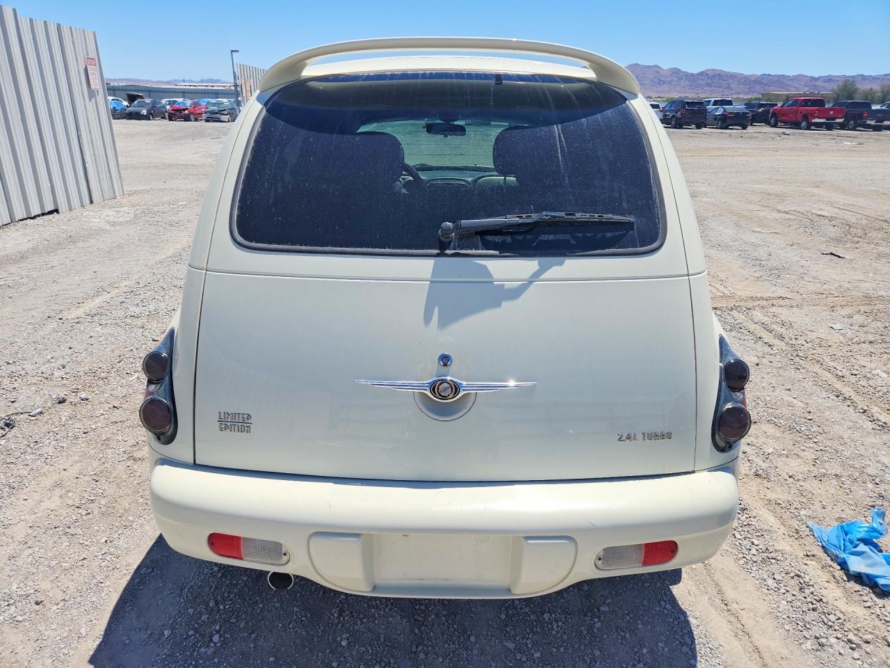 2005 Chrysler Pt Cruiser Limited White vin: 3C8FY68885T528636