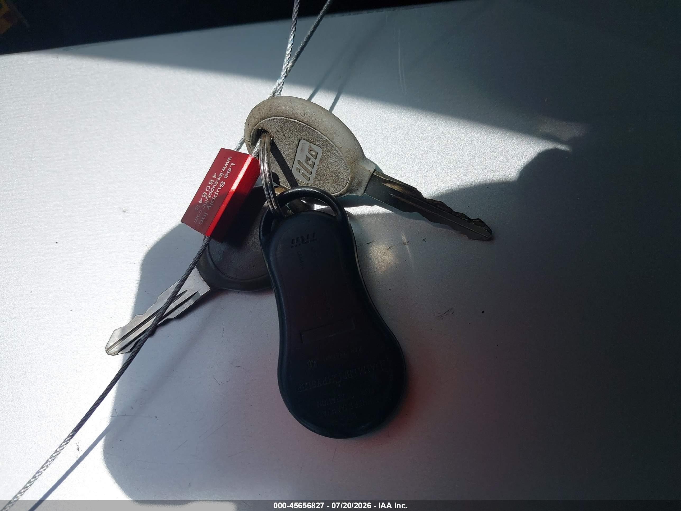 2003 Chrysler Pt Cruiser Limited Red vin: 3C8FY68B03T600888