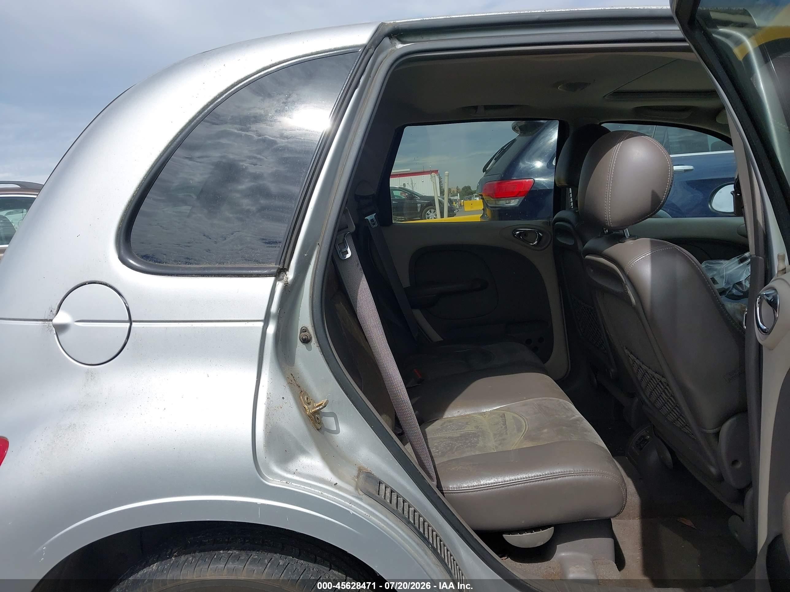 2002 Chrysler Pt Cruiser Limited Silver vin: 3C8FY68B12T218528