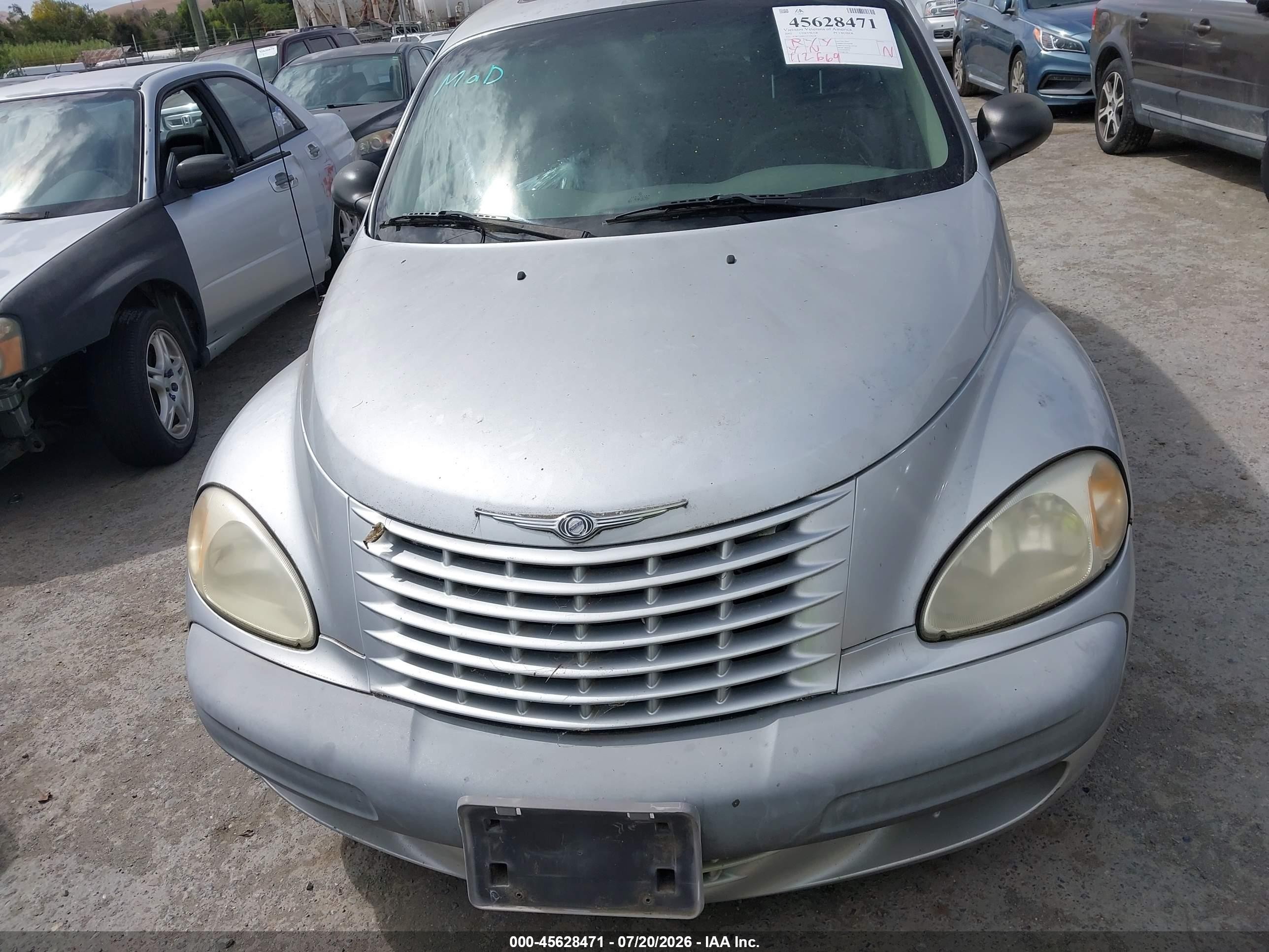 2002 Chrysler Pt Cruiser Limited Silver vin: 3C8FY68B12T218528