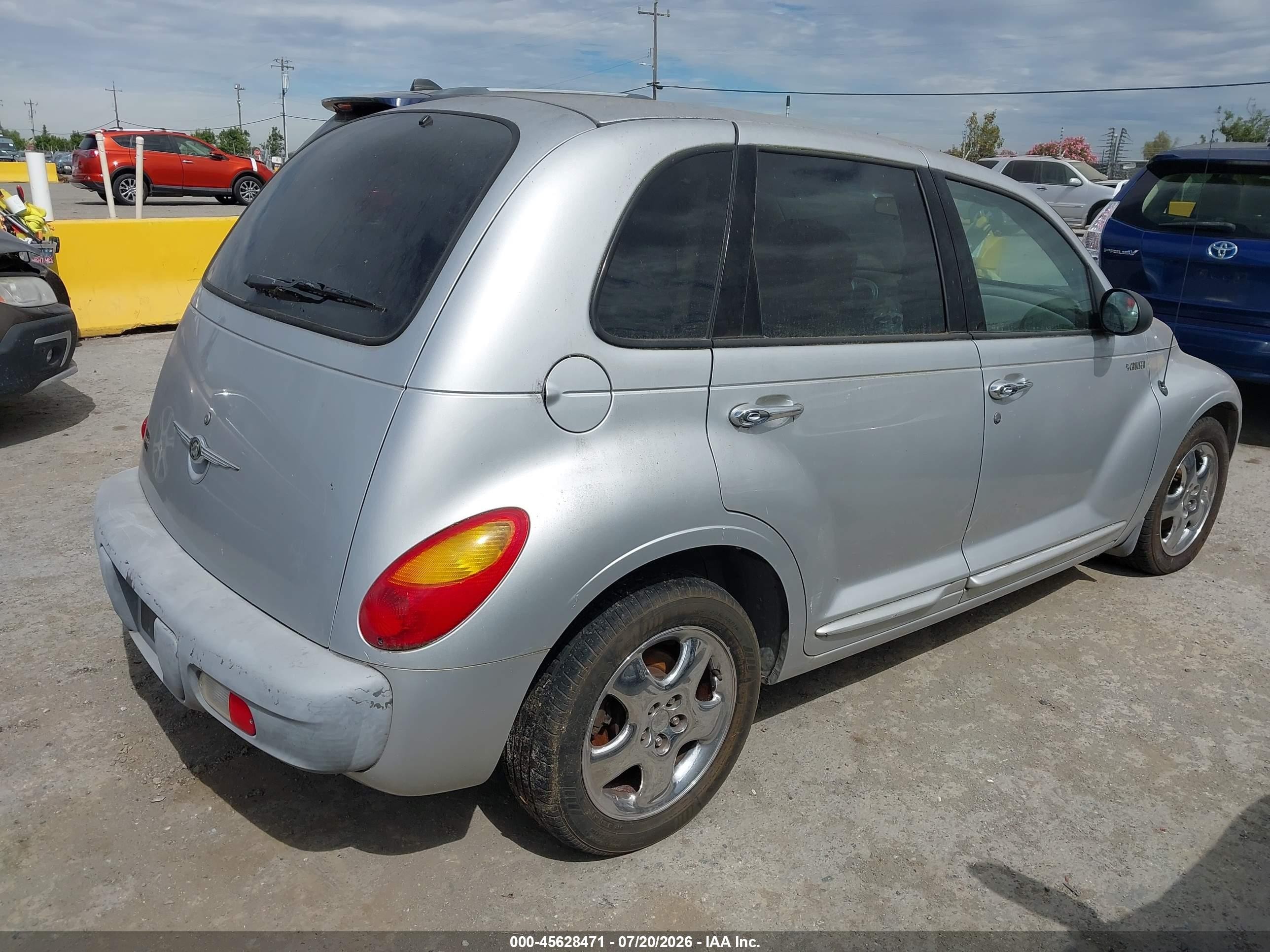 2002 Chrysler Pt Cruiser Limited Silver vin: 3C8FY68B12T218528