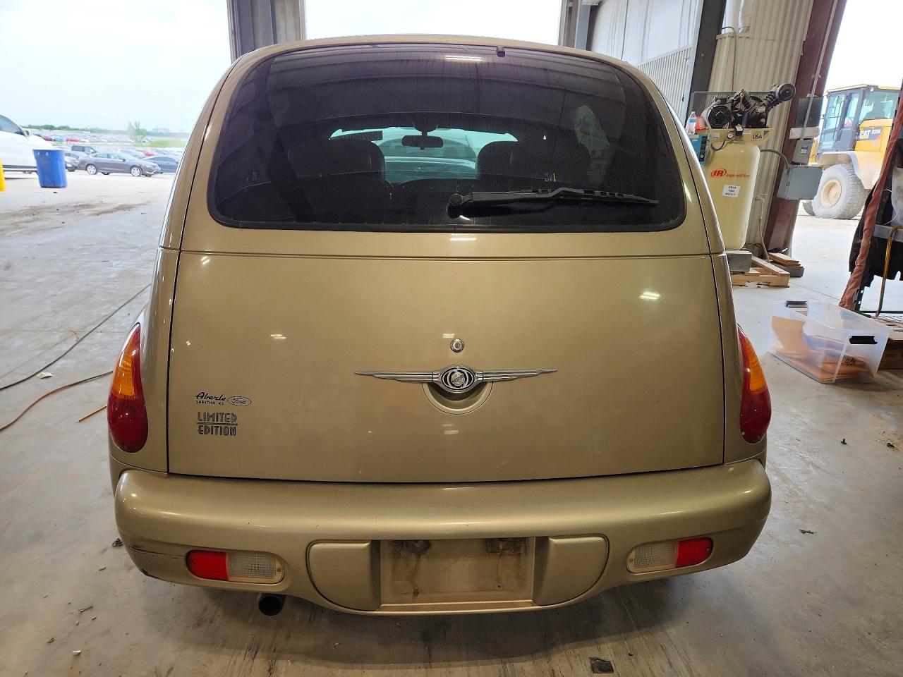 2003 Chrysler Pt Cruiser Limited Tan vin: 3C8FY68B13T506891