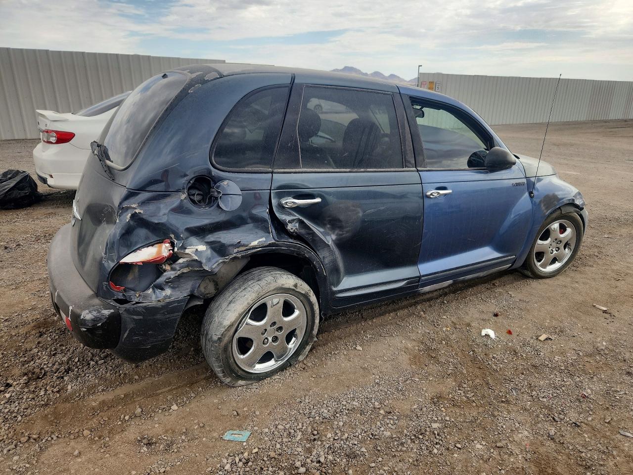 2002 Chrysler Pt Cruiser Limited Blue vin: 3C8FY68B22T304589