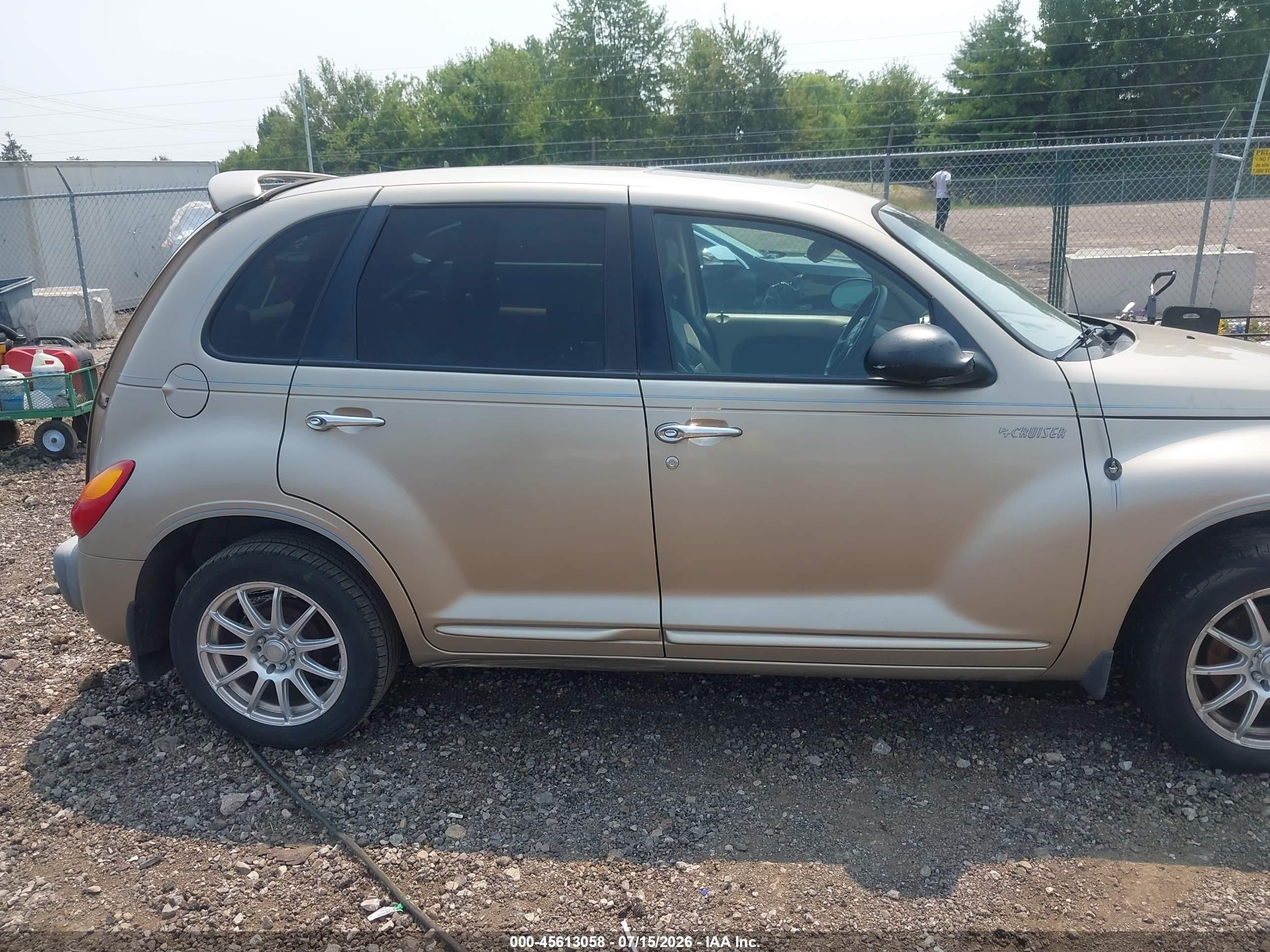 2002 Chrysler Pt Cruiser Limited Gold vin: 3C8FY68B32T302379