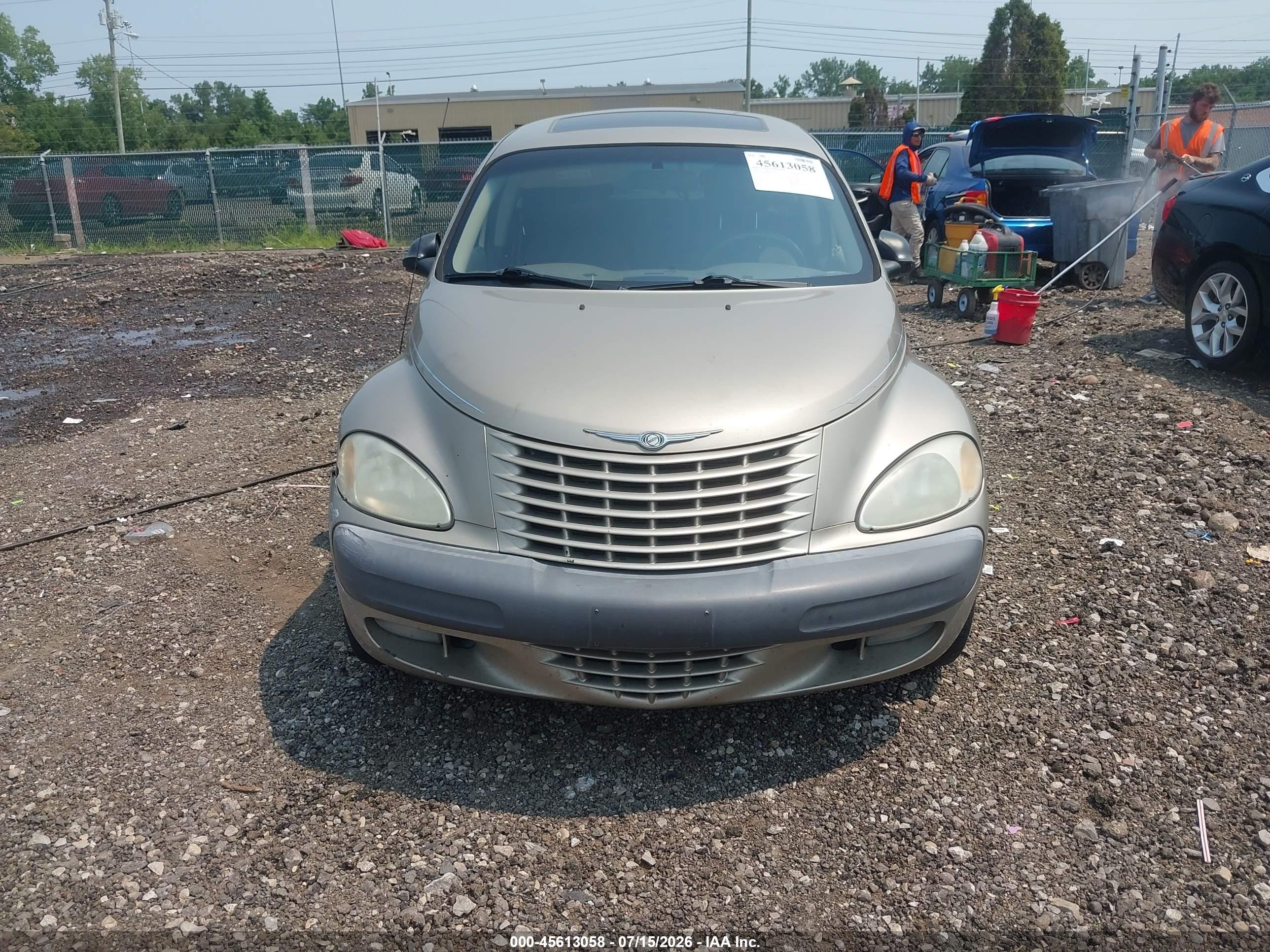 2002 Chrysler Pt Cruiser Limited Gold vin: 3C8FY68B32T302379
