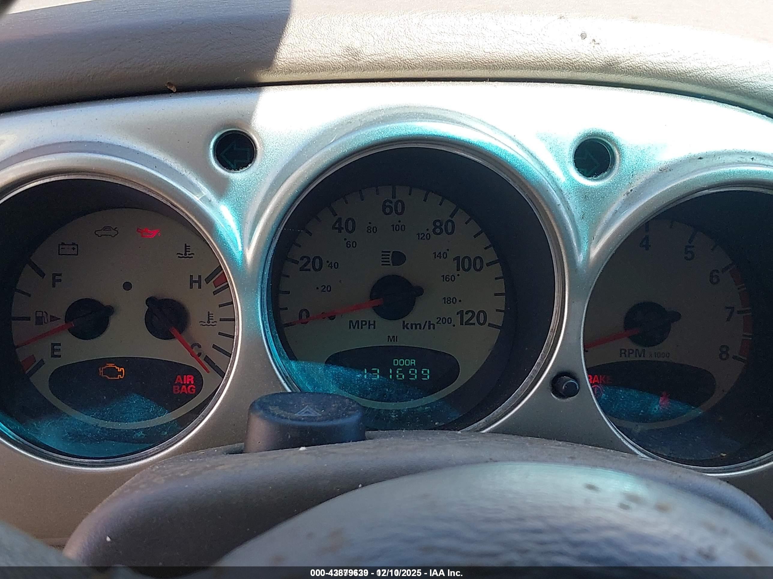 2002 Chrysler Pt Cruiser Limited Gray vin: 3C8FY68B32T355017
