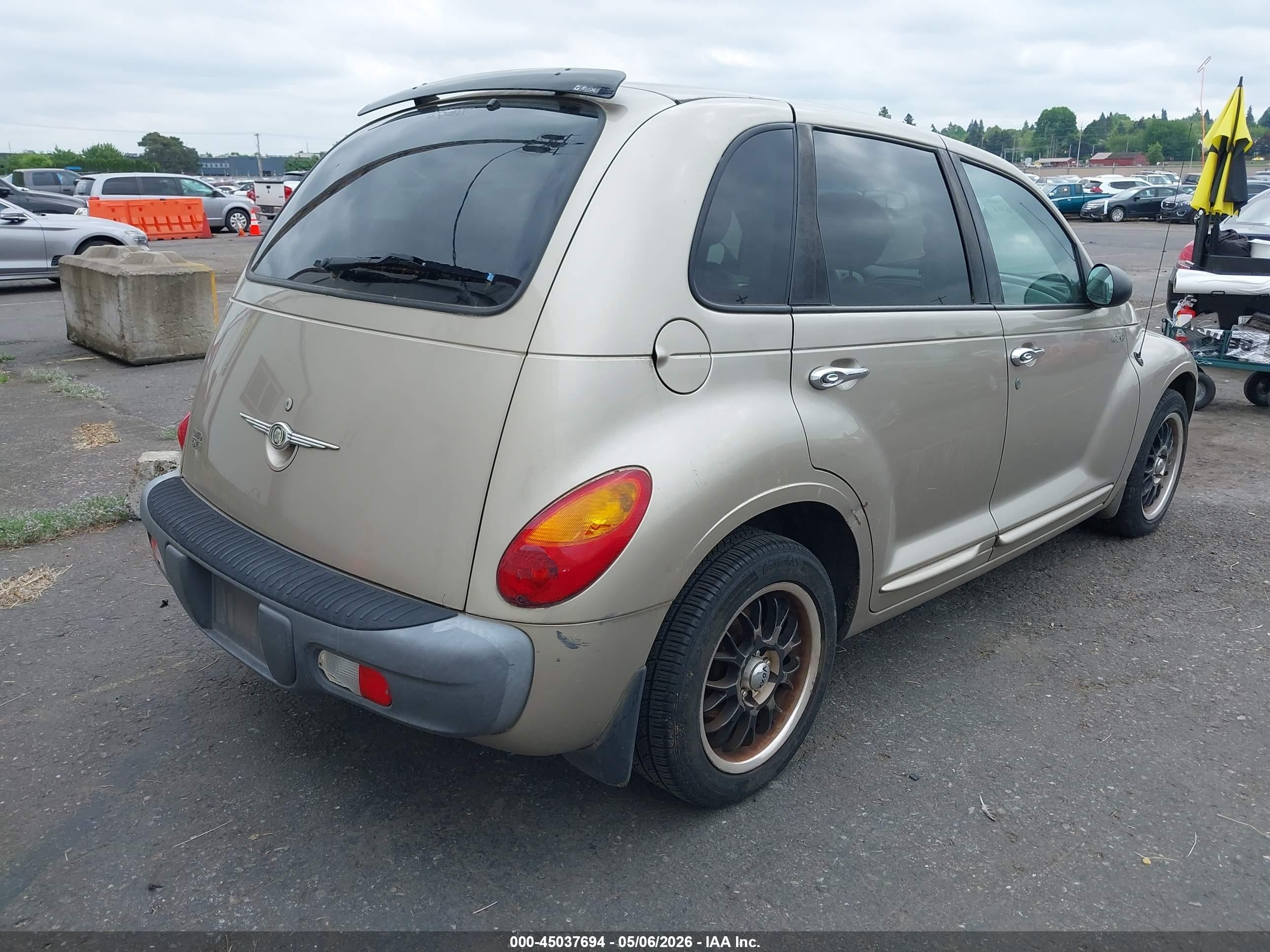 2002 Chrysler Pt Cruiser Limited Золотой vin: 3C8FY68B52T253220