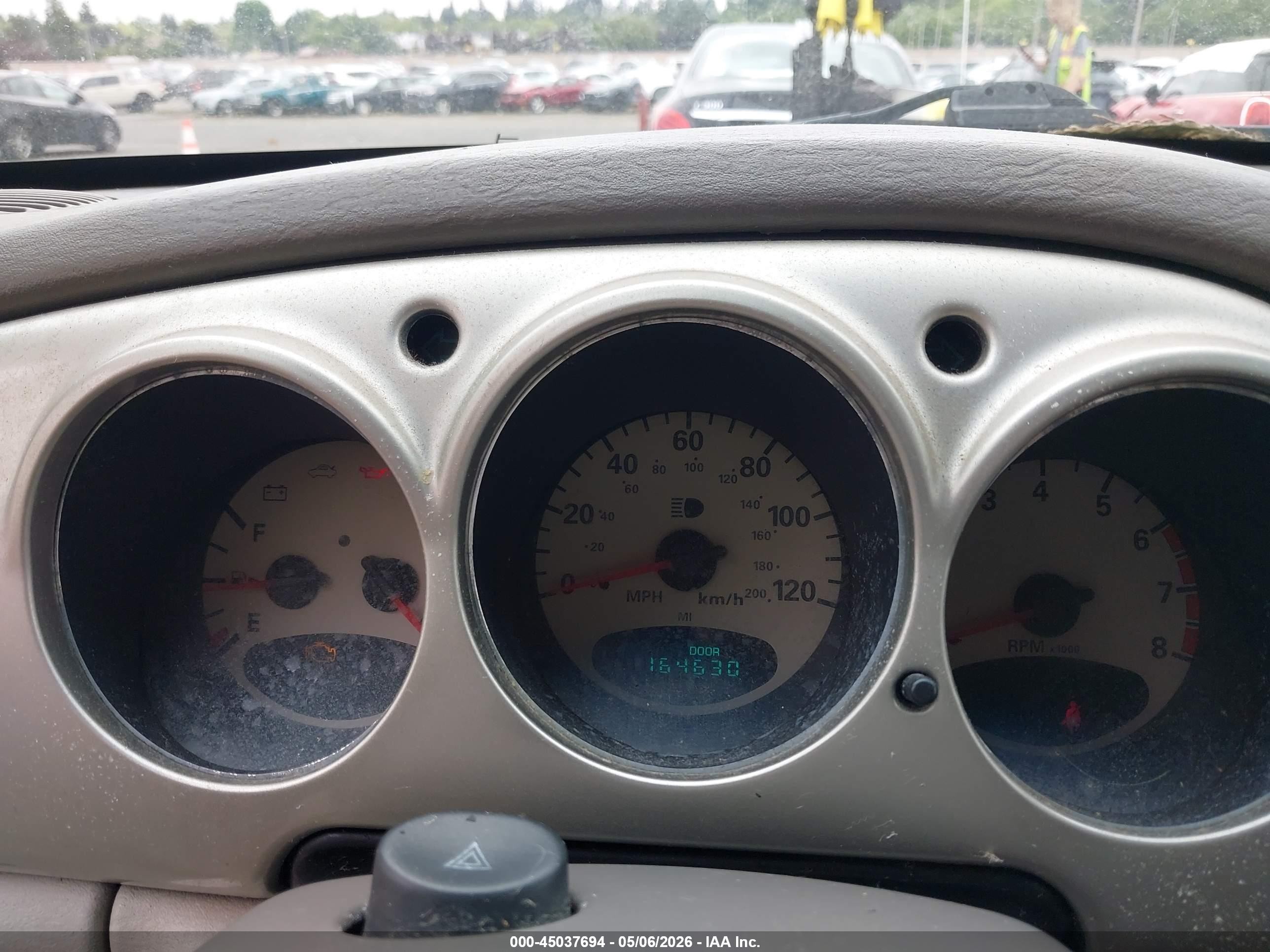 2002 Chrysler Pt Cruiser Limited Золотой vin: 3C8FY68B52T253220