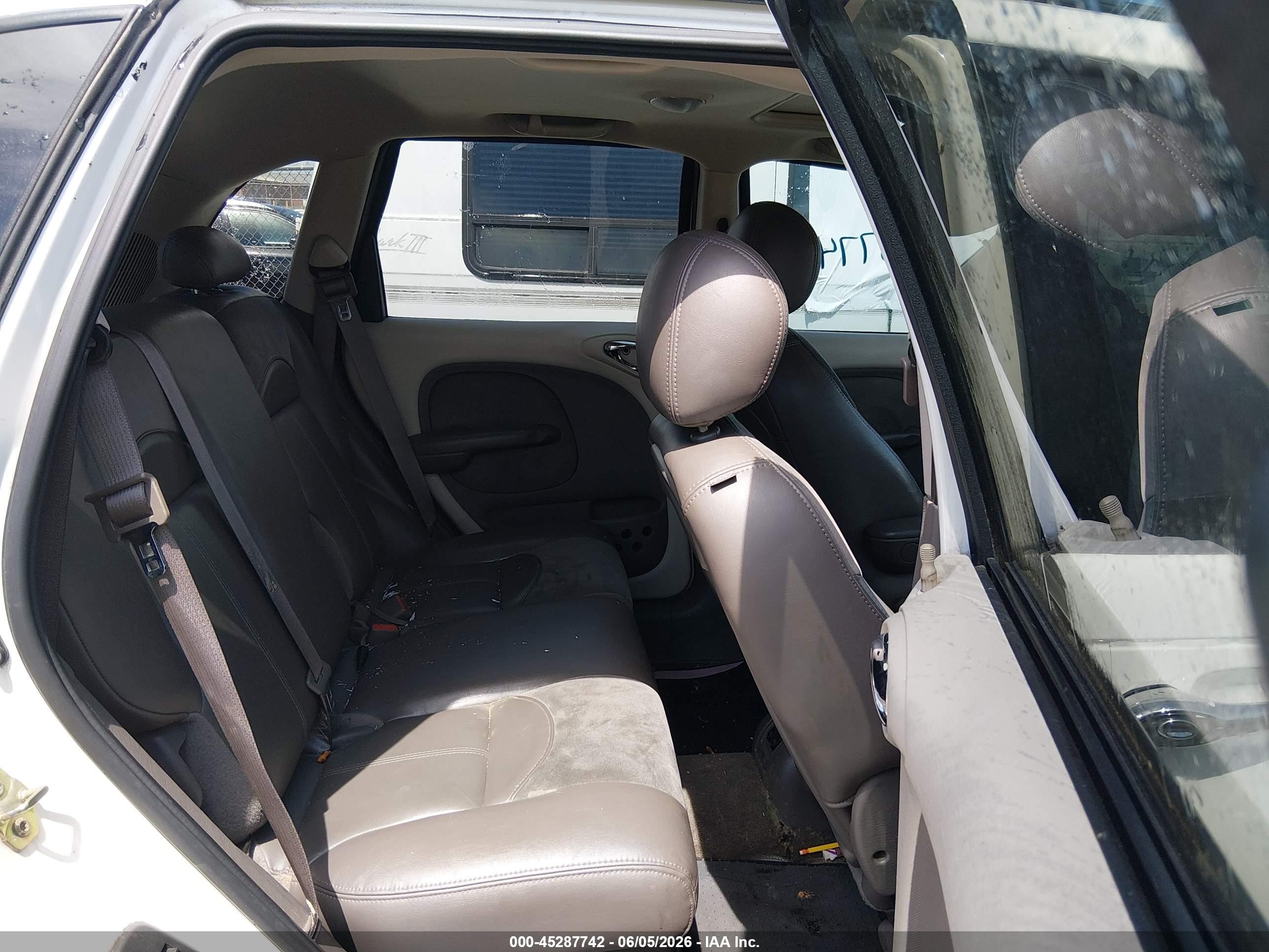2003 Chrysler Pt Cruiser Limited White vin: 3C8FY68B53T650783
