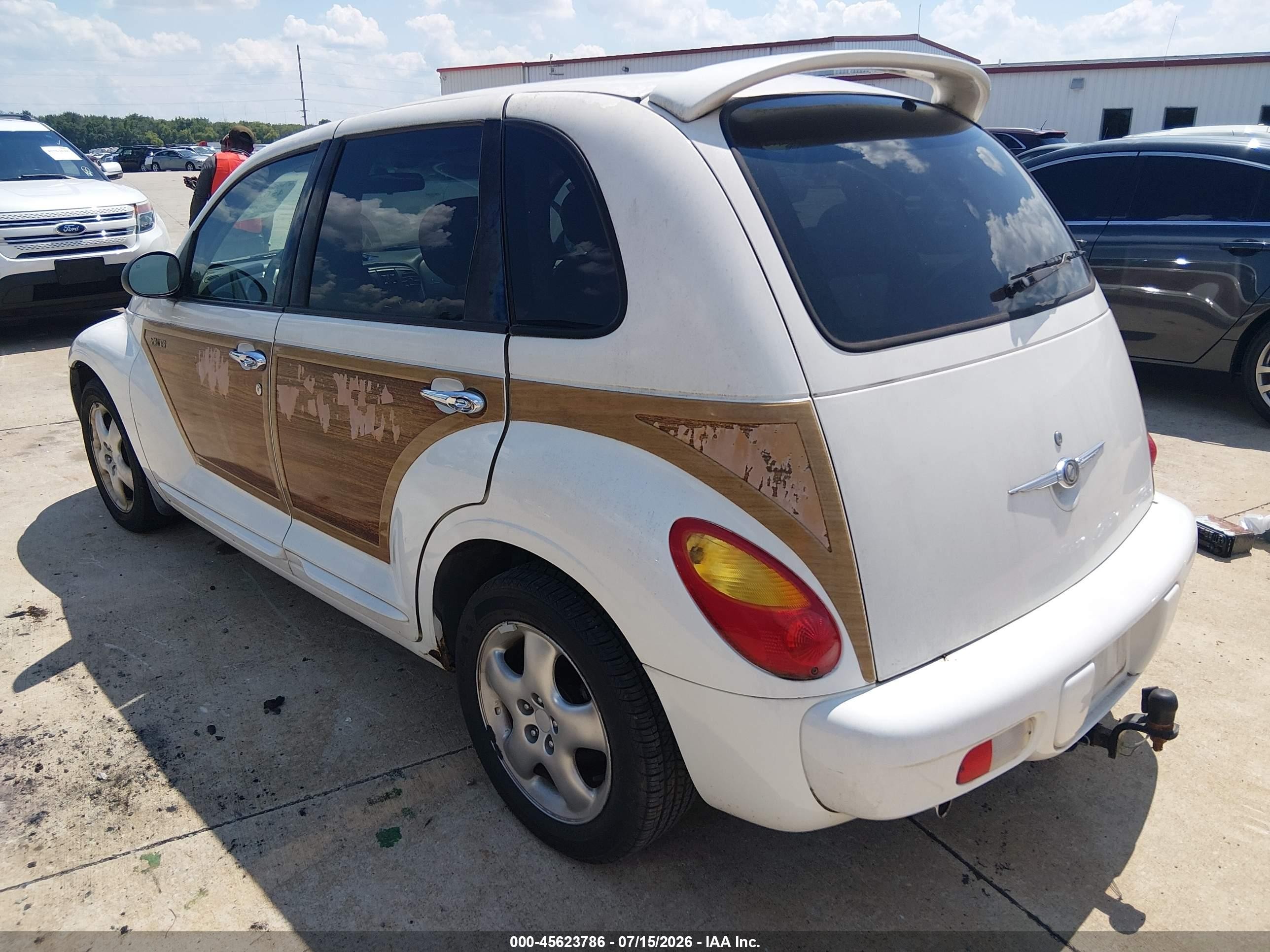 2002 Chrysler Pt Cruiser Limited White vin: 3C8FY68B62T298702