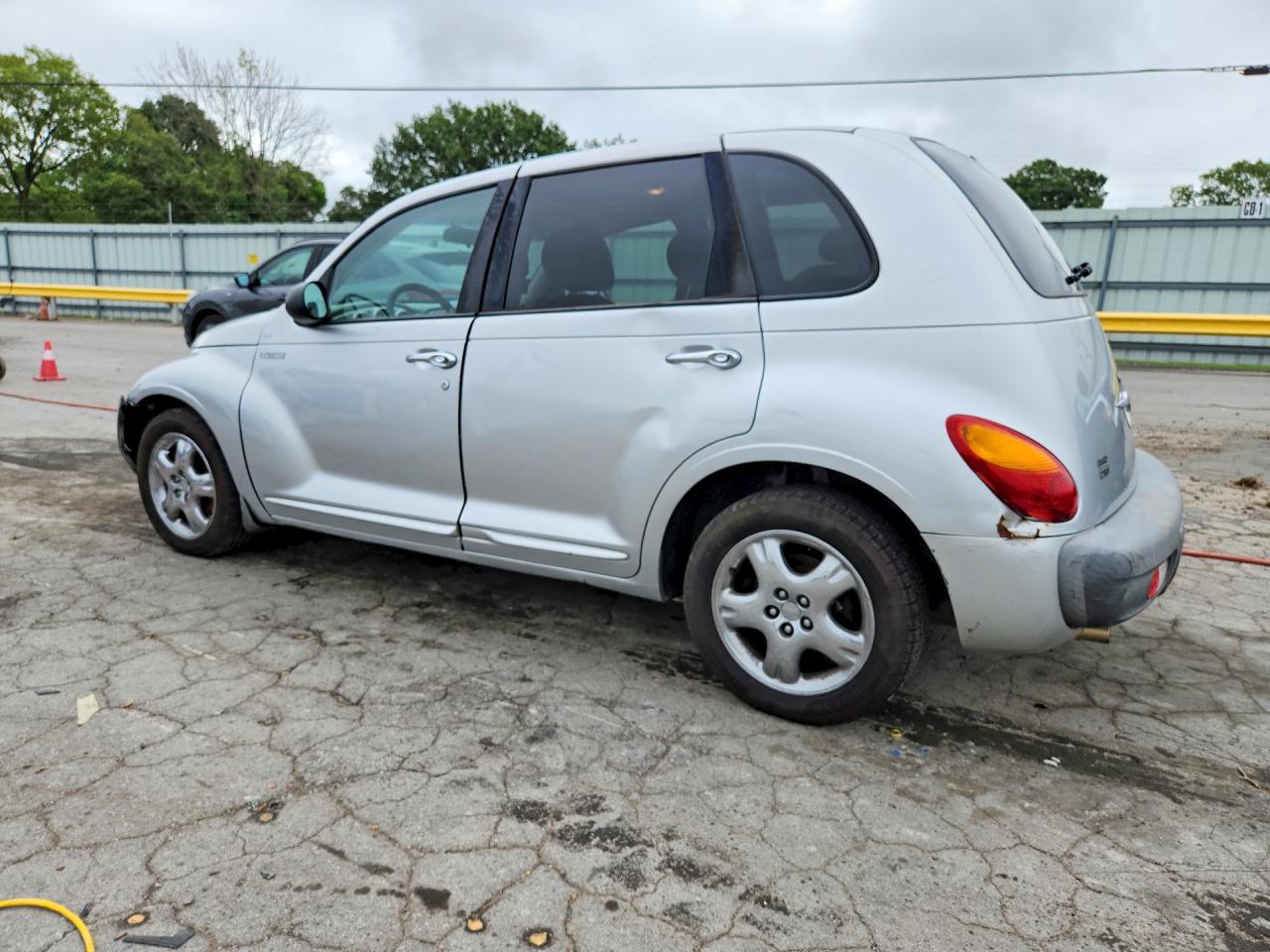 2002 Chrysler Pt Cruiser Limited Серебряный vin: 3C8FY68B82T200494