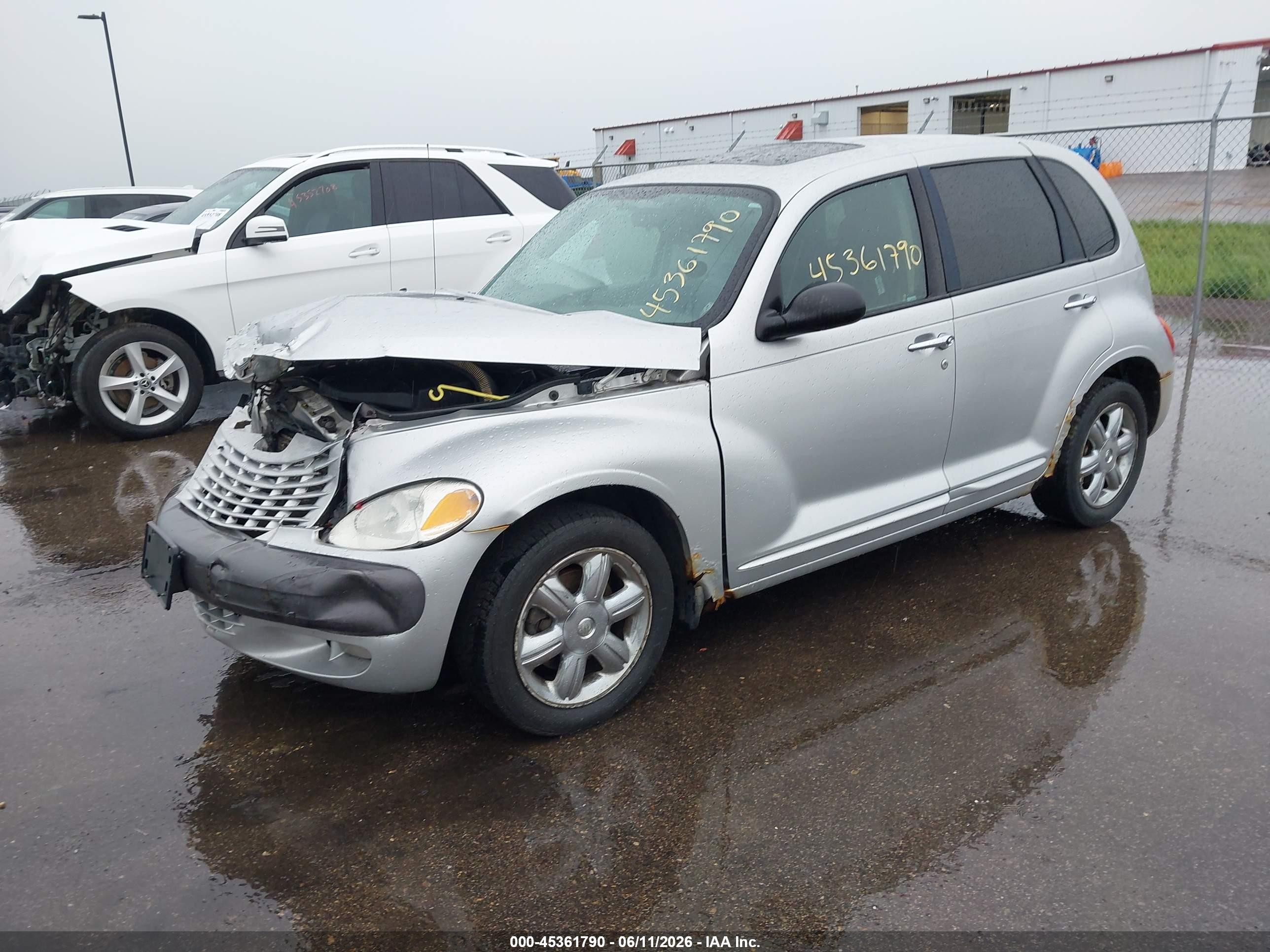 2002 Chrysler Pt Cruiser Limited Silver vin: 3C8FY68B82T358477