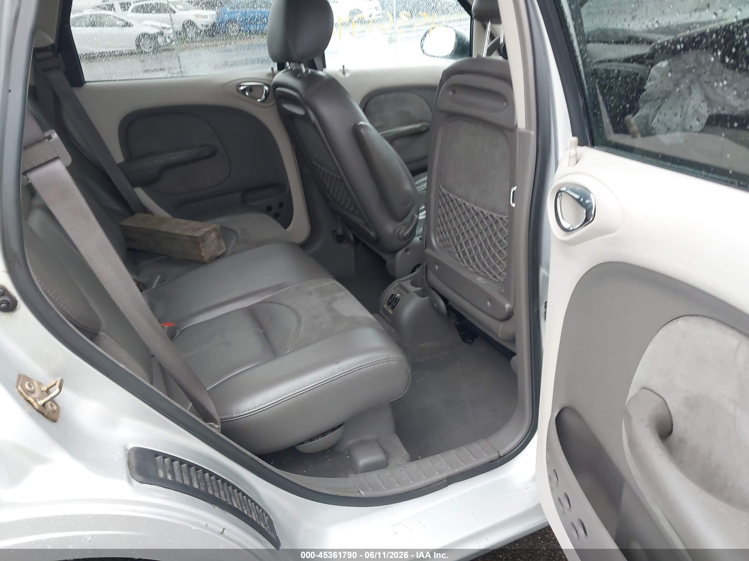 2002 Chrysler Pt Cruiser Limited Silver vin: 3C8FY68B82T358477