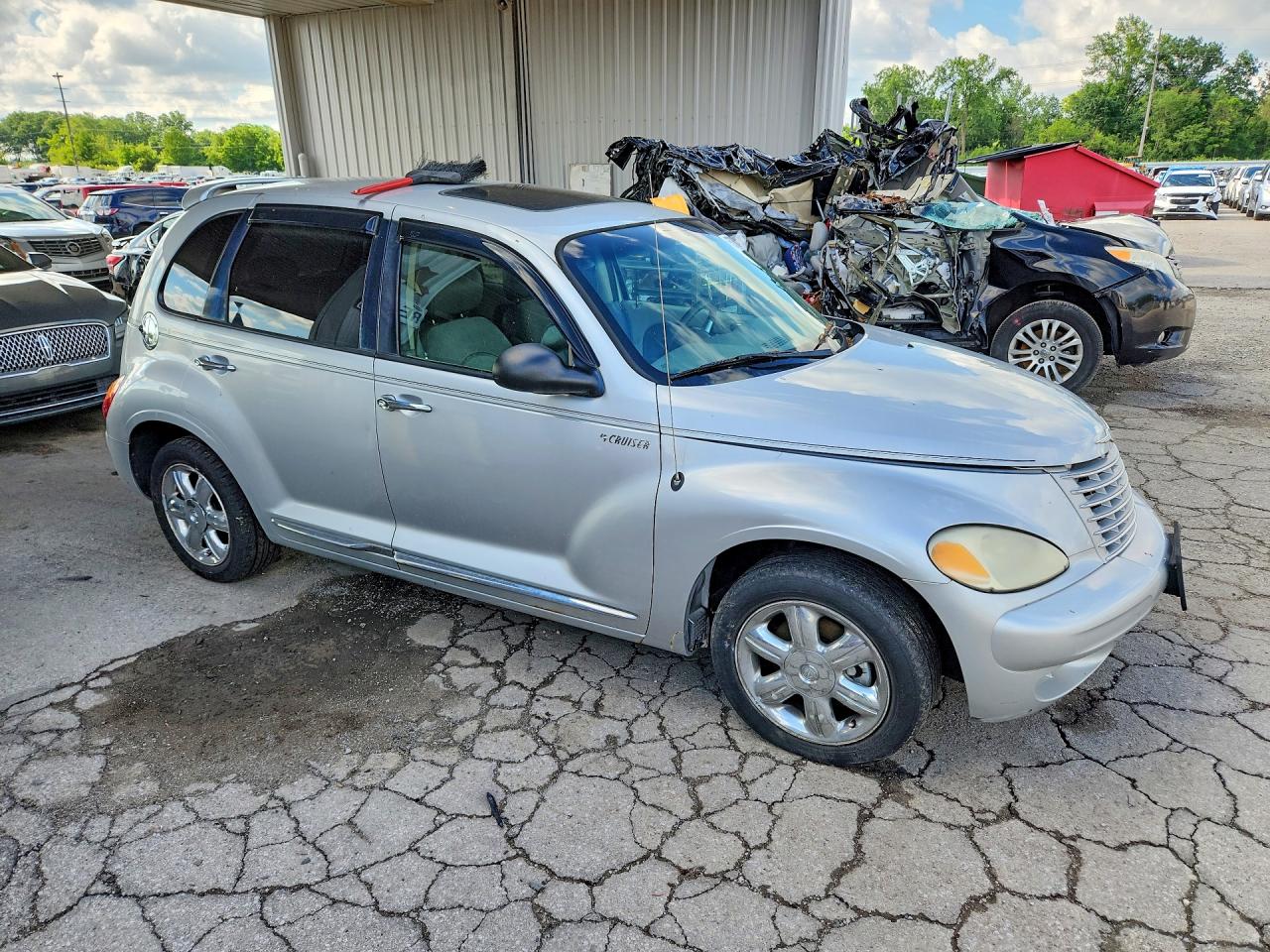 2004 Chrysler Pt Cruiser Limited Silver vin: 3C8FY68B84T238231