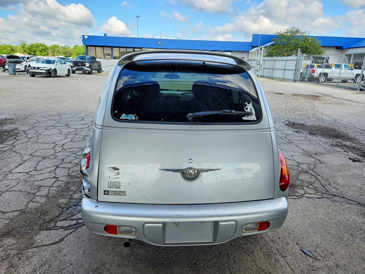 2004 Chrysler Pt Cruiser Limited Silver vin: 3C8FY68B84T238231