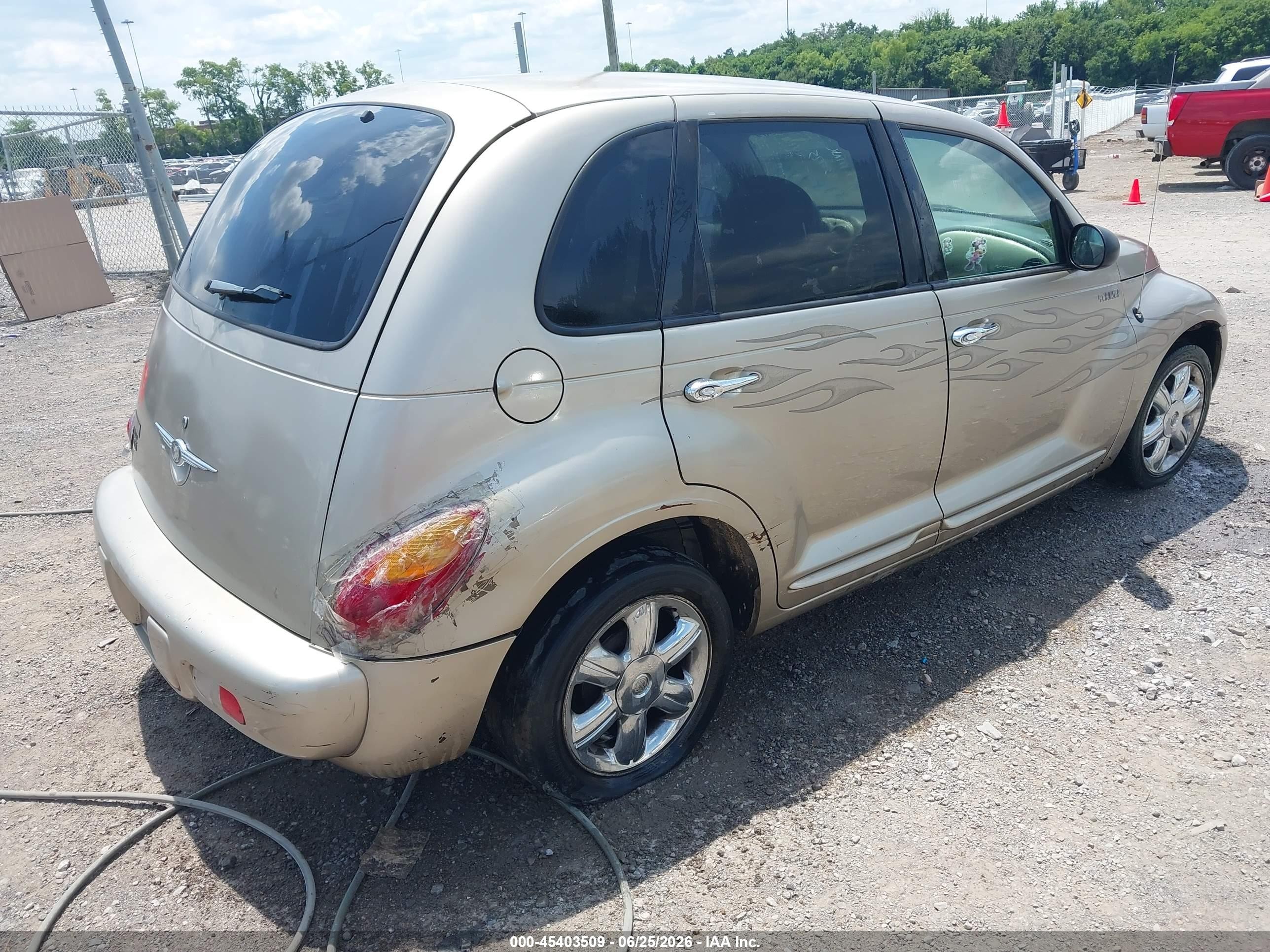2004 Chrysler Pt Cruiser Limited Tan vin: 3C8FY68B84T338975
