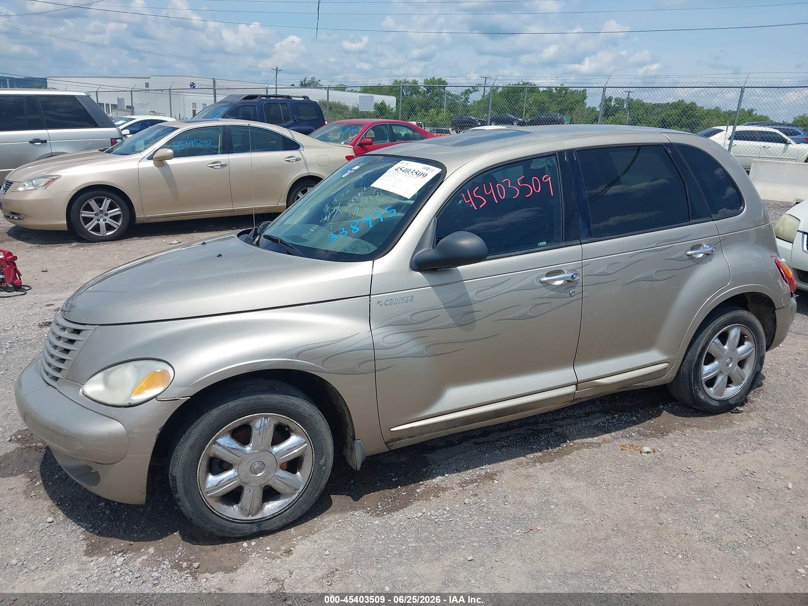 2004 Chrysler Pt Cruiser Limited Tan vin: 3C8FY68B84T338975