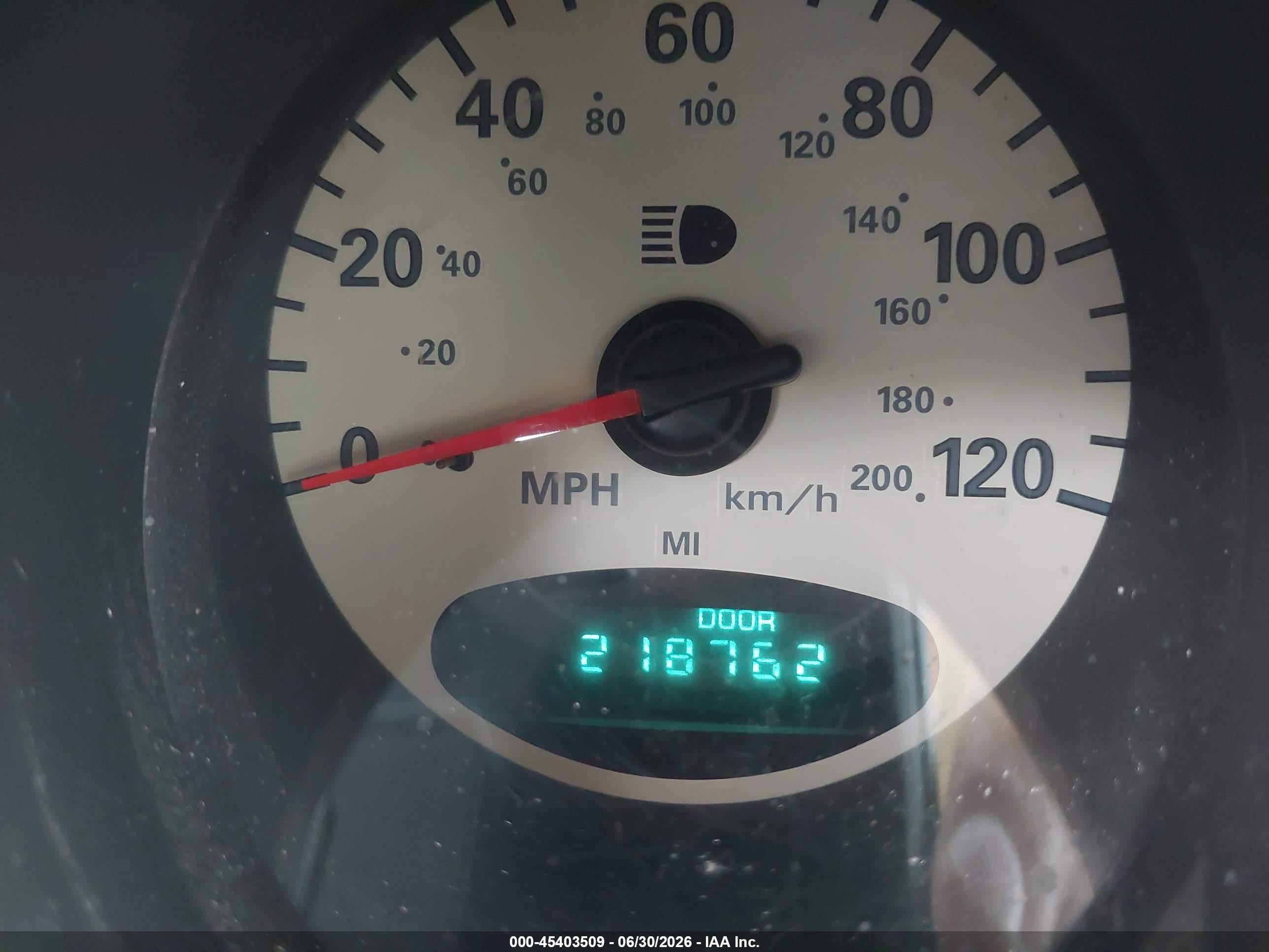 2004 Chrysler Pt Cruiser Limited Tan vin: 3C8FY68B84T338975