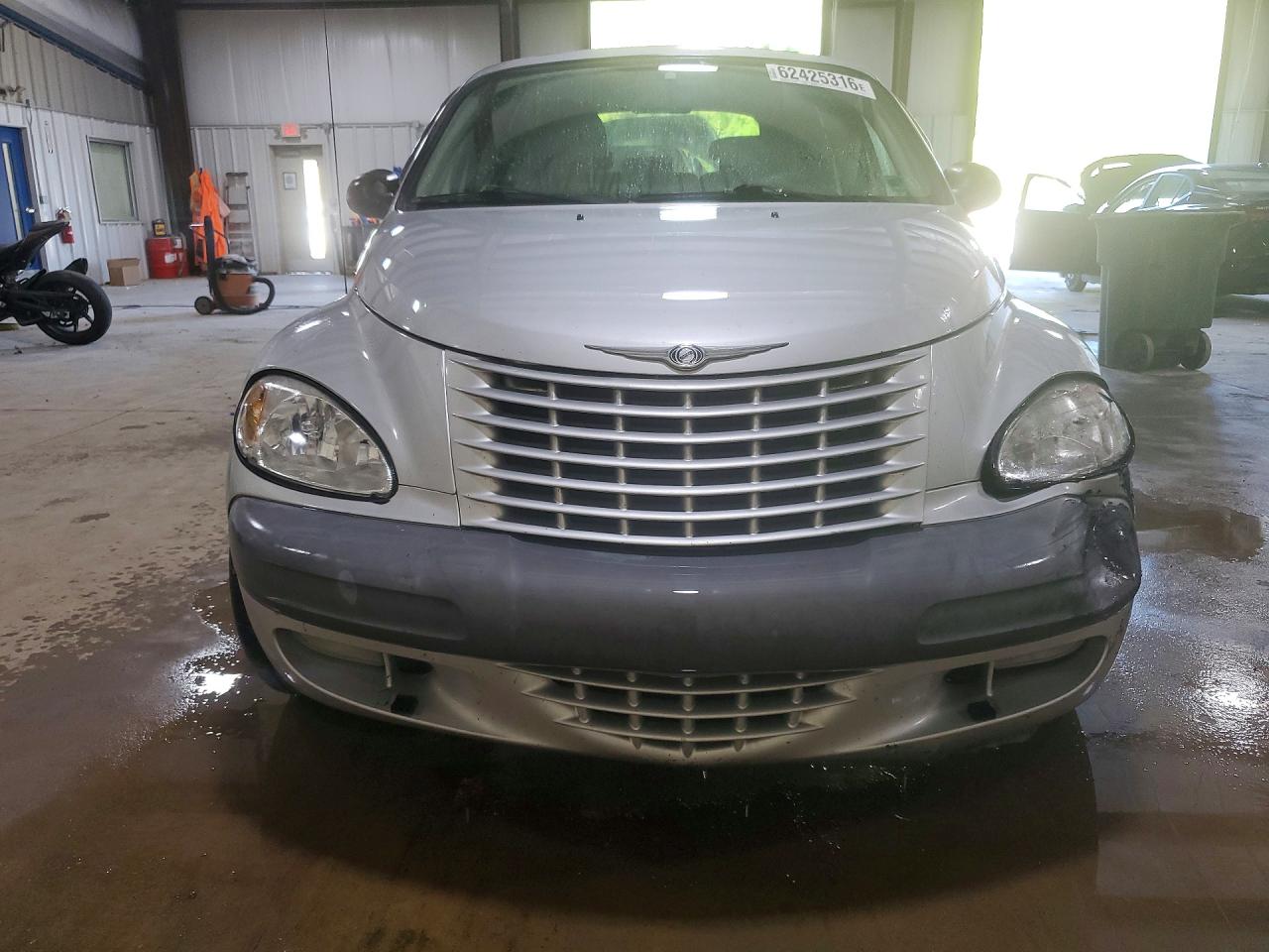 2002 Chrysler Pt Cruiser Limited Серебряный vin: 3C8FY68B92T209902