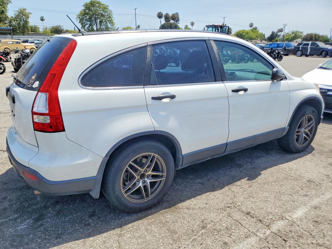 2009 Honda Cr-v Lx White vin: 3CZRE38329G703420